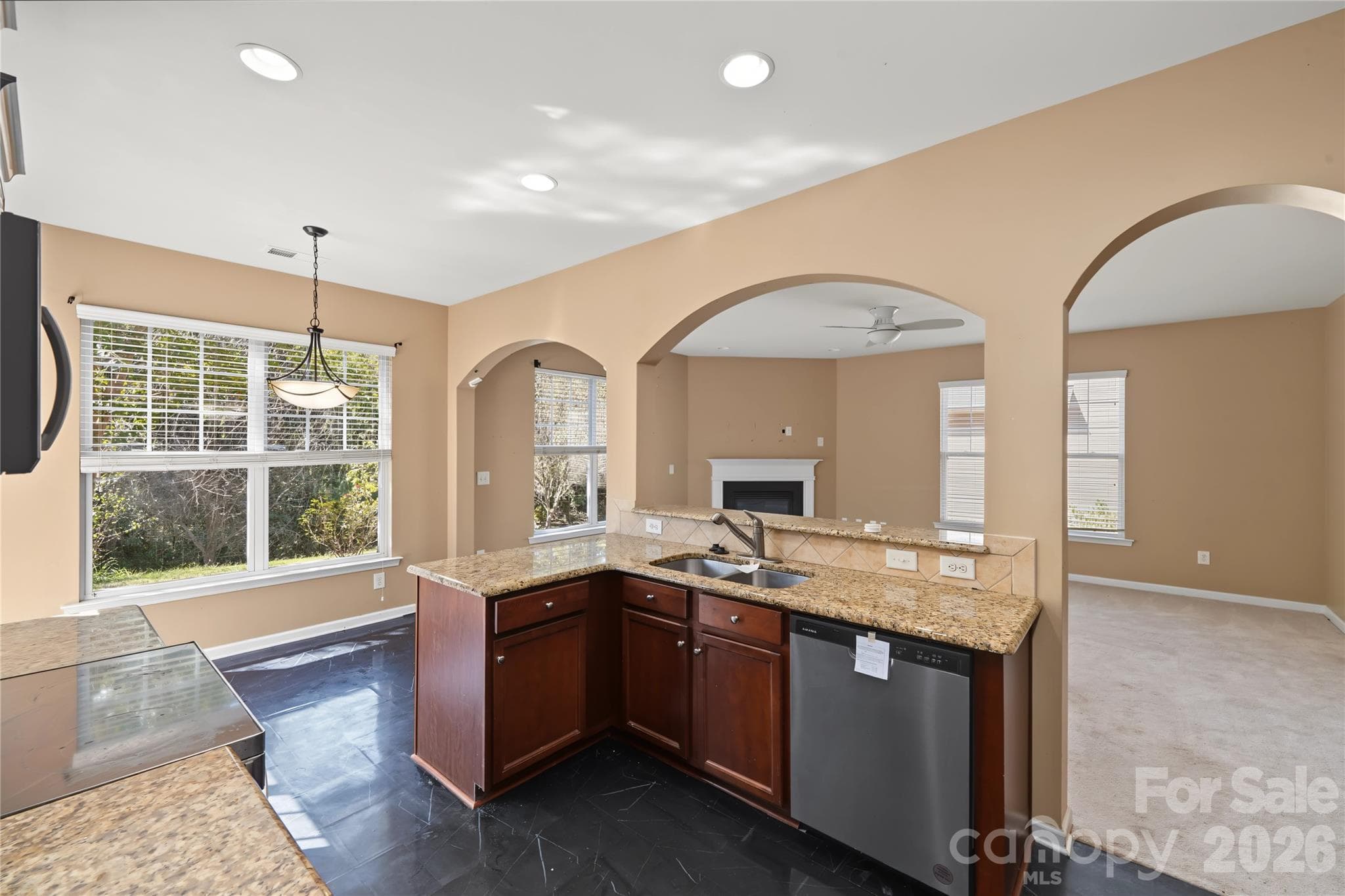 Single Family Residence at 9738 Loughlin Lane, Charlotte, photo 22 of 42