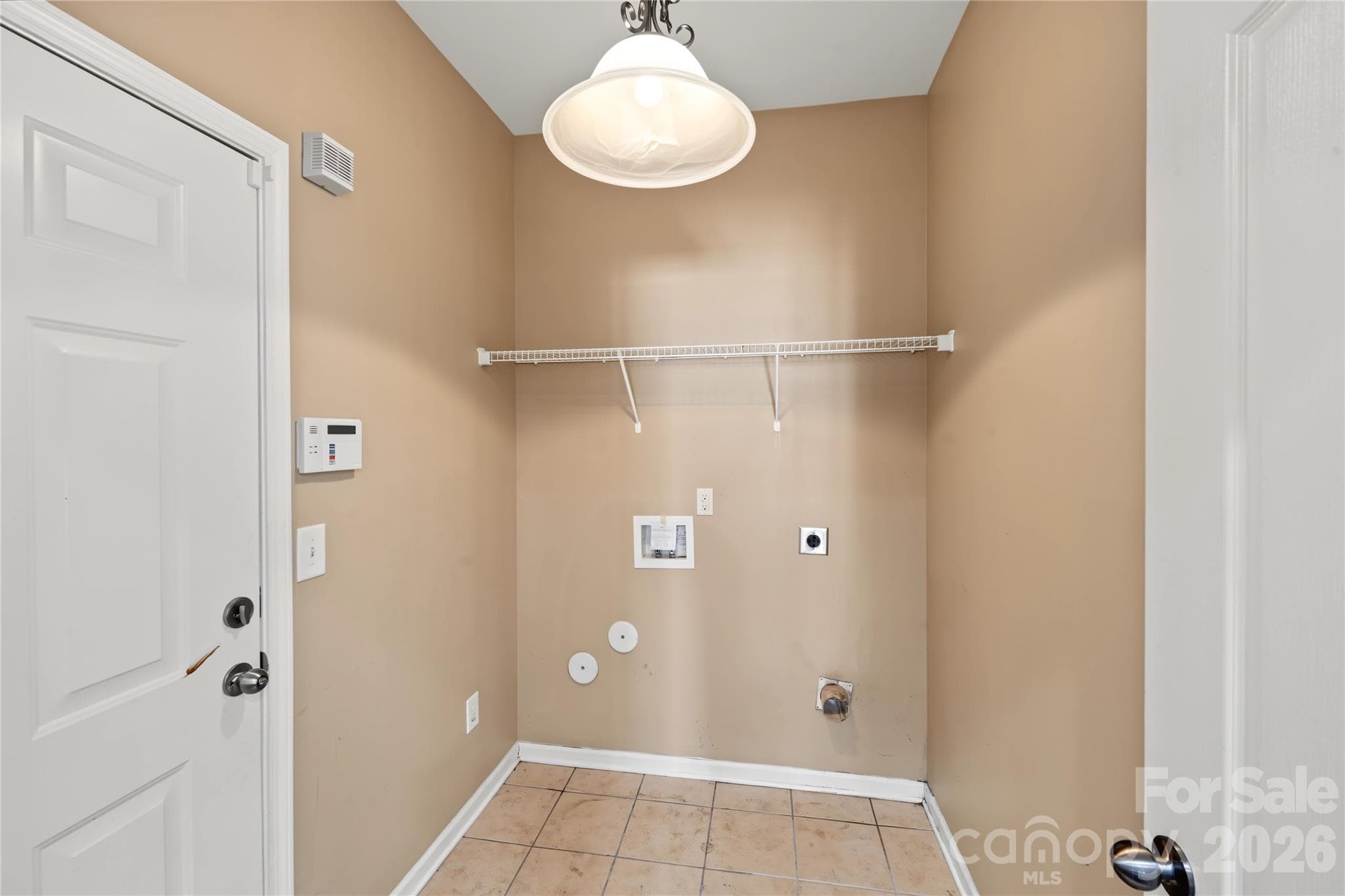 Single Family Residence at 9738 Loughlin Lane, Charlotte, photo 23 of 42