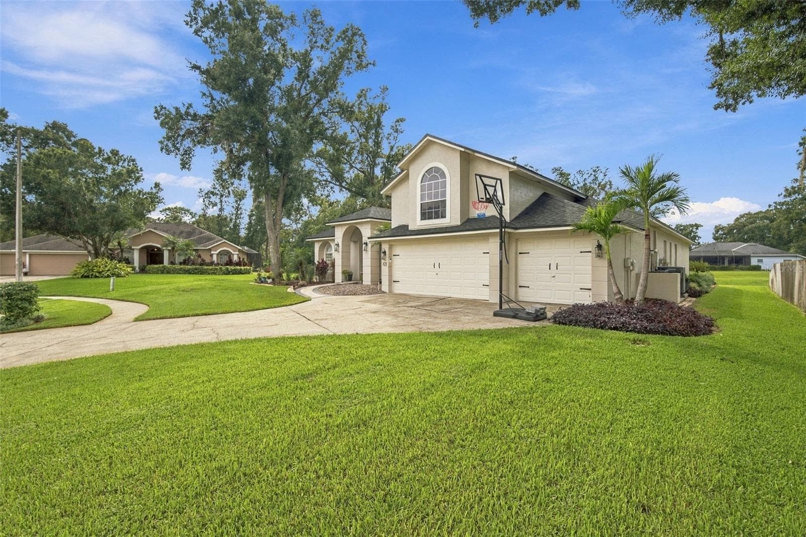 Single Family Residence at 721 FAYETTE PL, LUTZ, photo 6 of 63