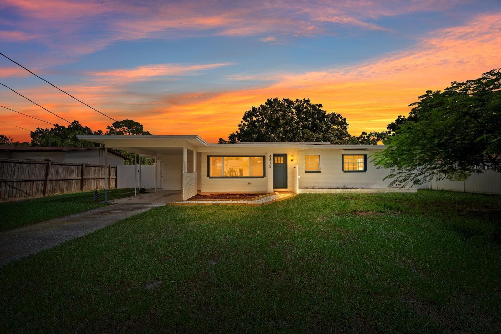 Single Family Residence at 4512 S LOIS AVE, TAMPA, photo 2 of 37