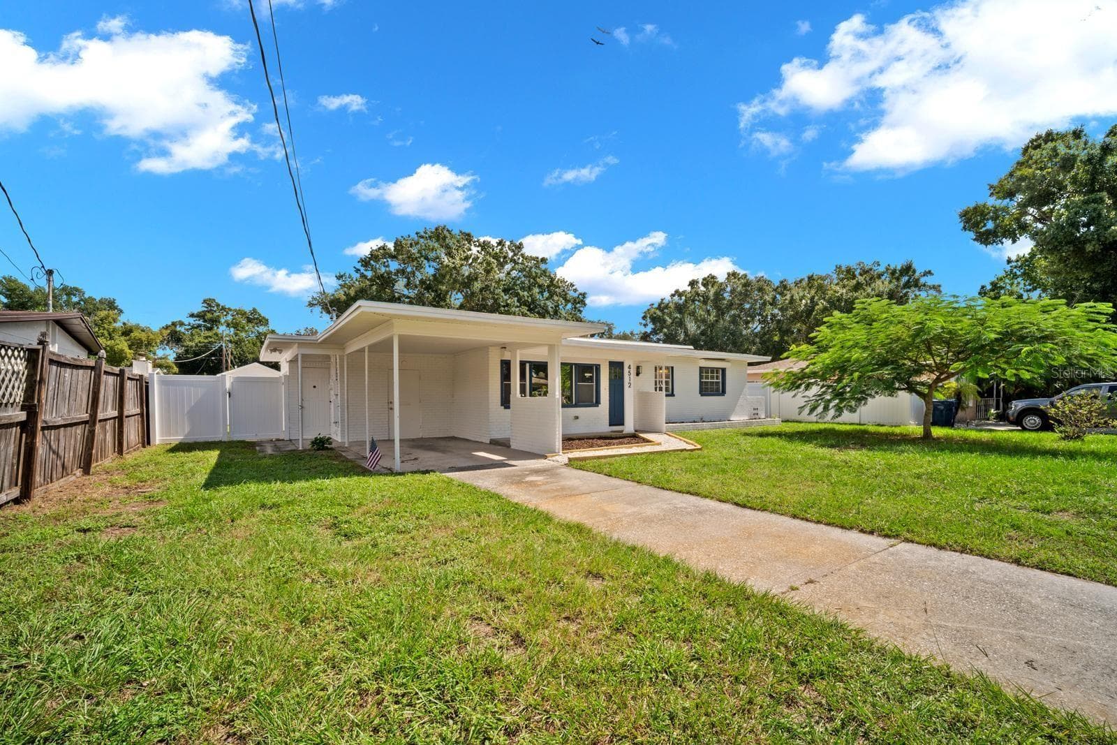 Single Family Residence at 4512 S LOIS AVE, TAMPA, photo 3 of 37