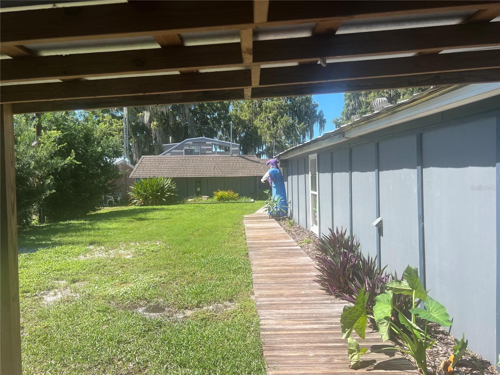 Single Family Residence at 520 GEORGE ST S, TARPON SPRINGS, photo 2 of 28