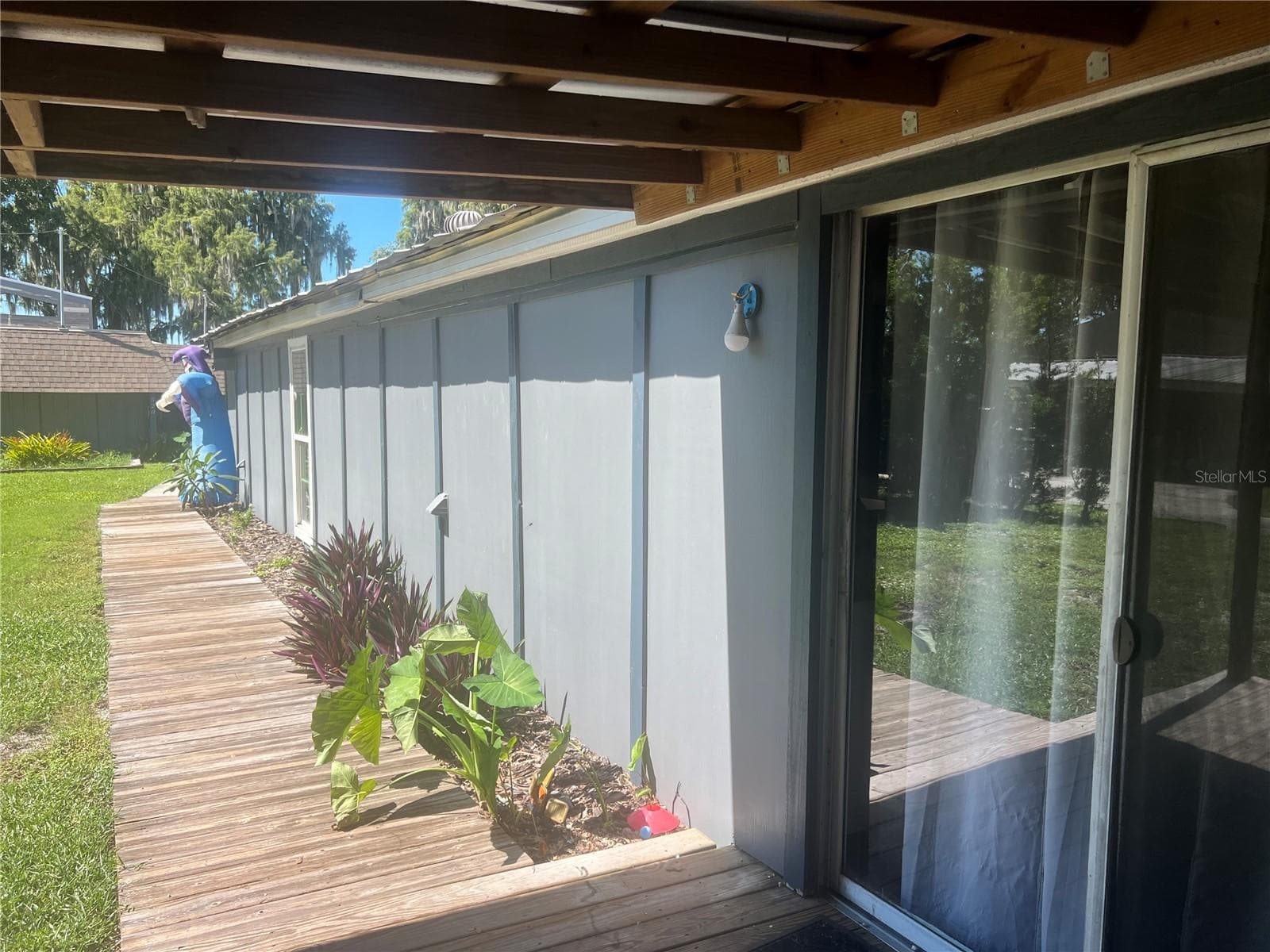 Single Family Residence at 520 GEORGE ST S, TARPON SPRINGS, photo 6 of 28