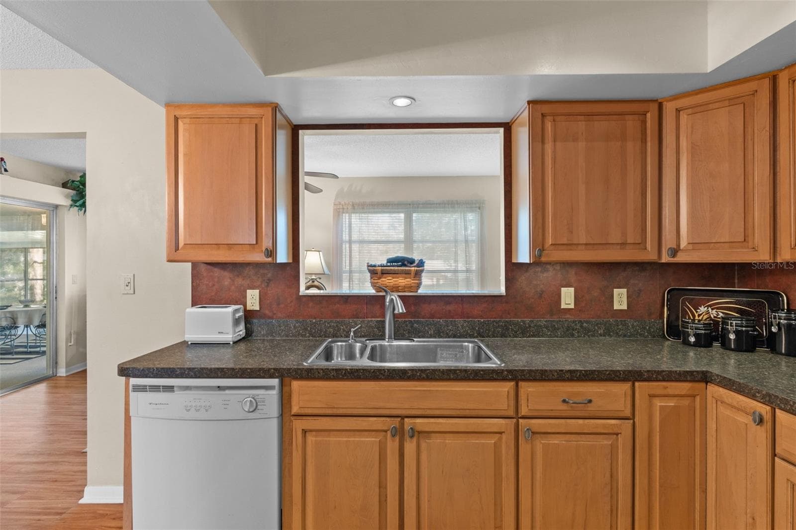 Kitchen - 5525 S KLINE TER, INVERNESS