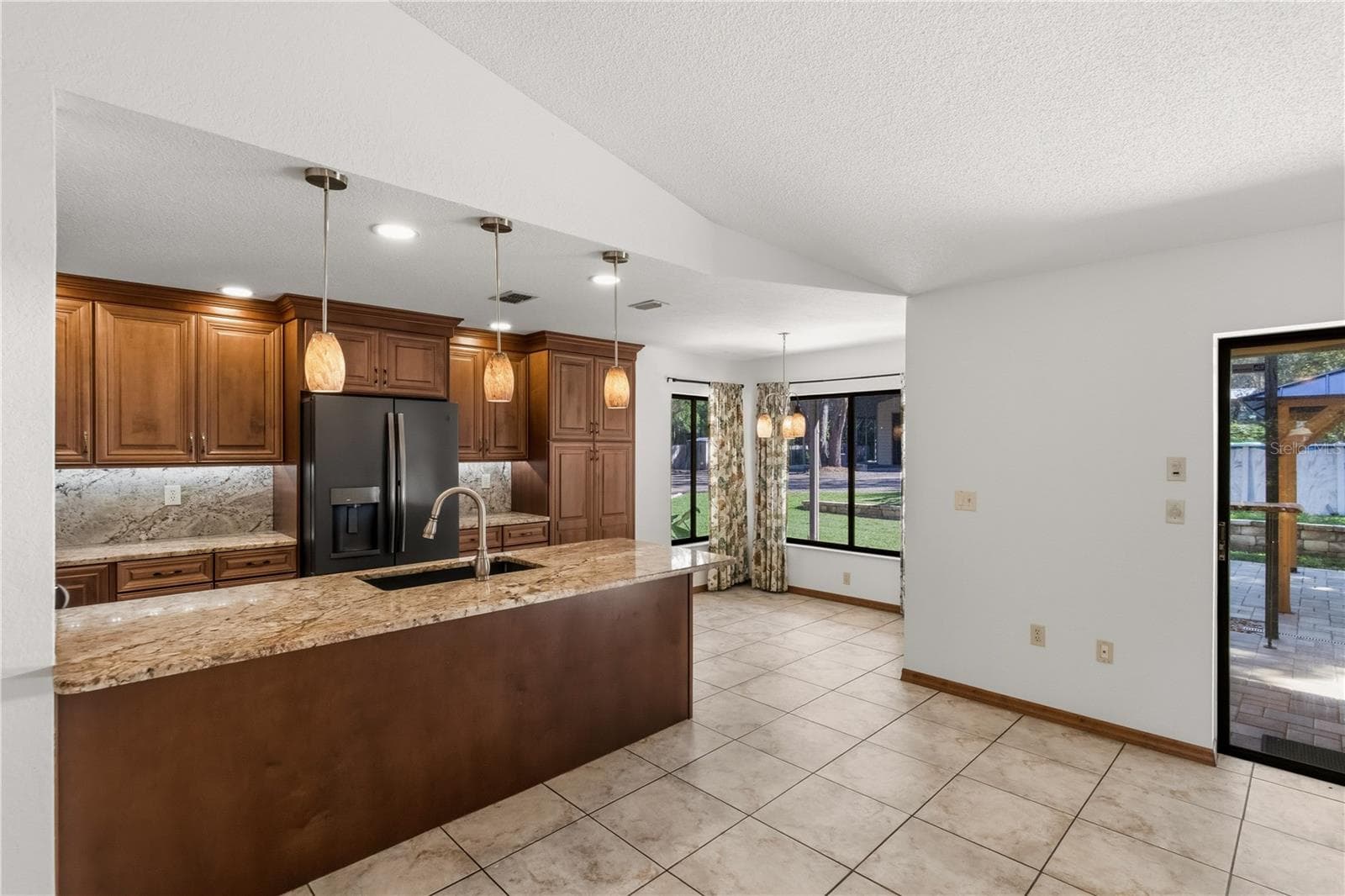 Single Family Residence at 18644 FURMAN DR, SPRING HILL, photo 24 of 77