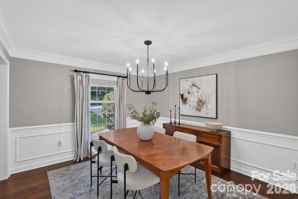 Single Family Residence at 4124 Bridgewood Lane, Charlotte, photo 12 of 32