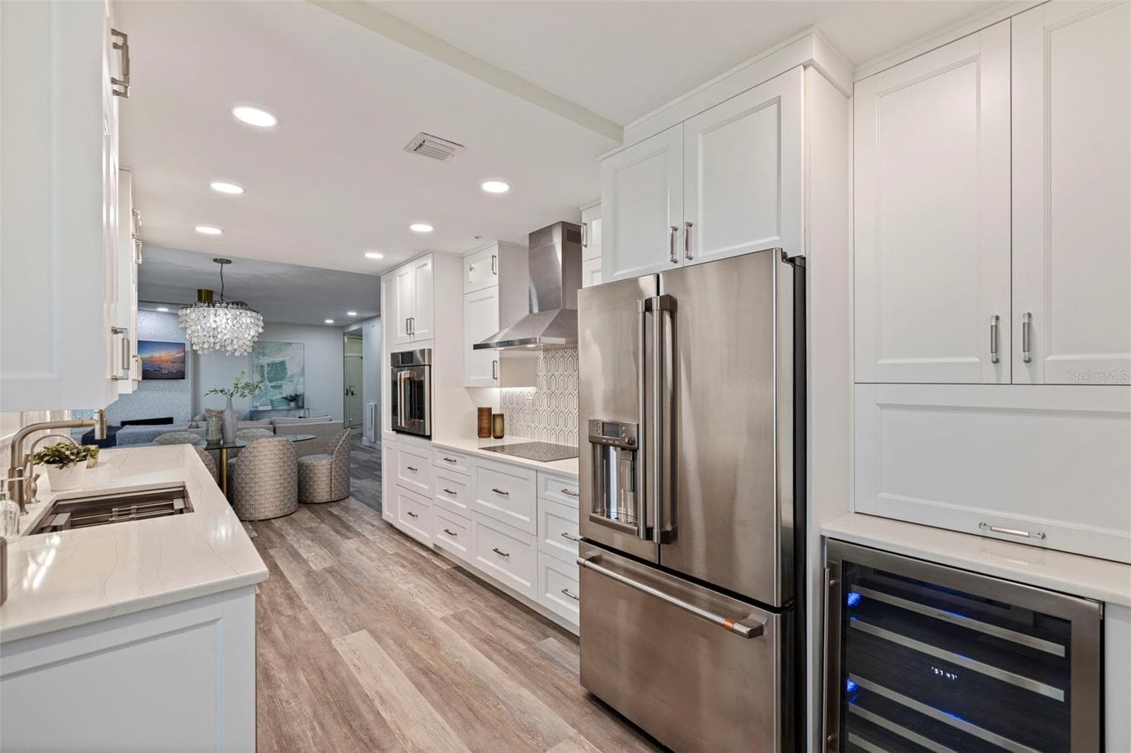 Condominium at 1600 GULF BLVD #1112, CLEARWATER, photo 14 of 59