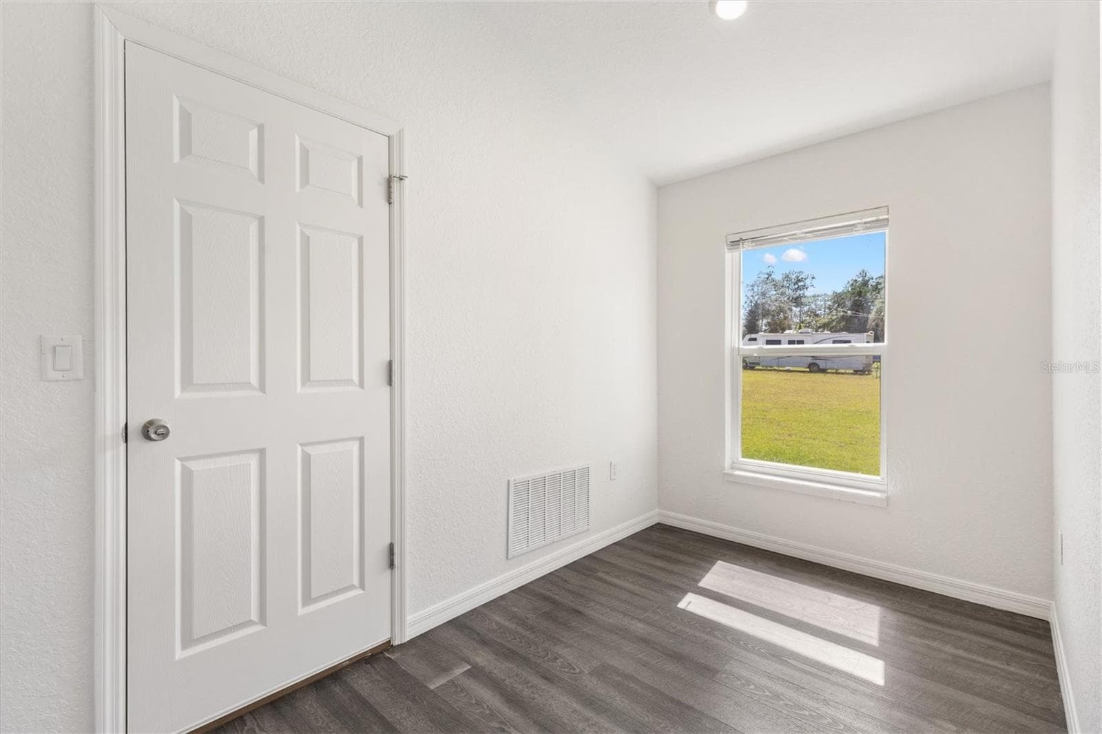 Single Family Residence at 16010 SE 91ST CT, SUMMERFIELD, photo 12 of 39