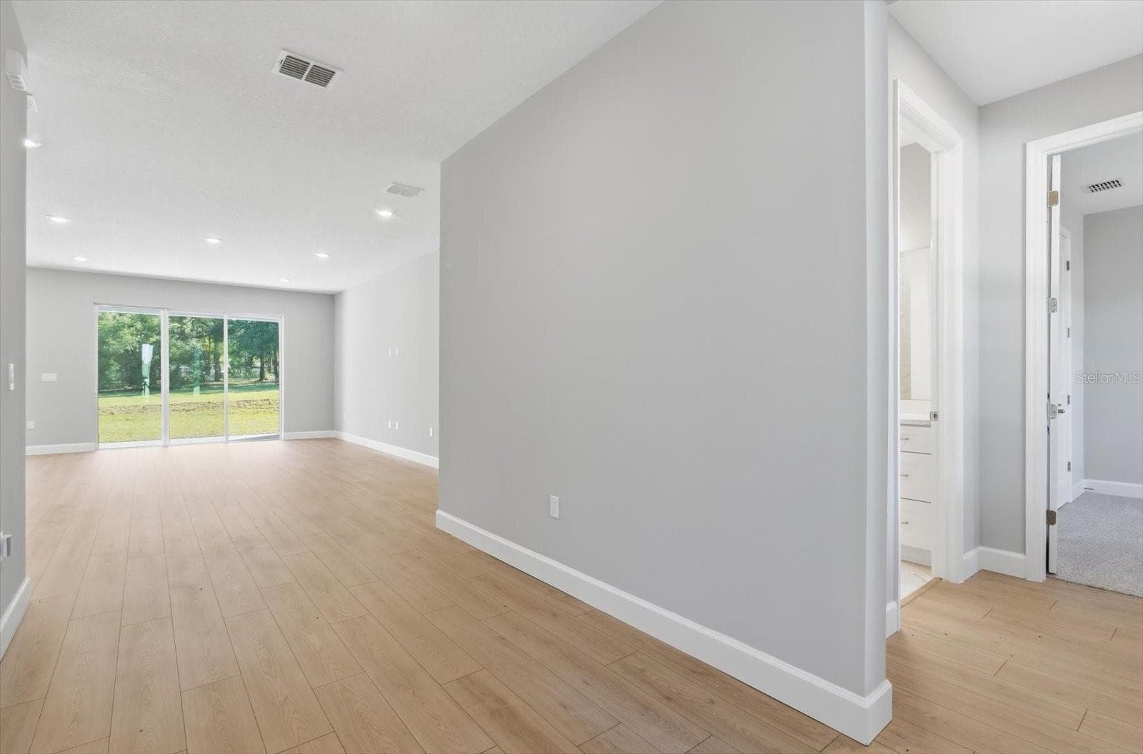 Single Family Residence at 3077 N ANNAPOLIS AVE, HERNANDO, photo 7 of 46
