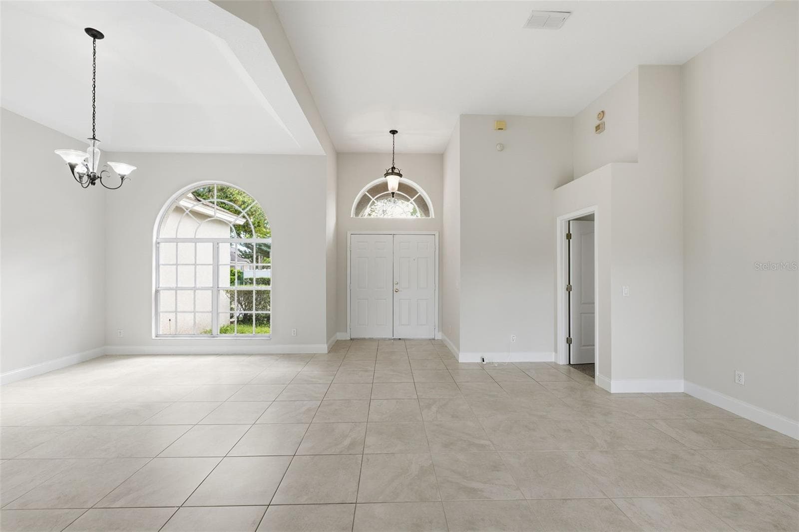 Single Family Residence at 3703 HALF MOON DR, ORLANDO, photo 5 of 46