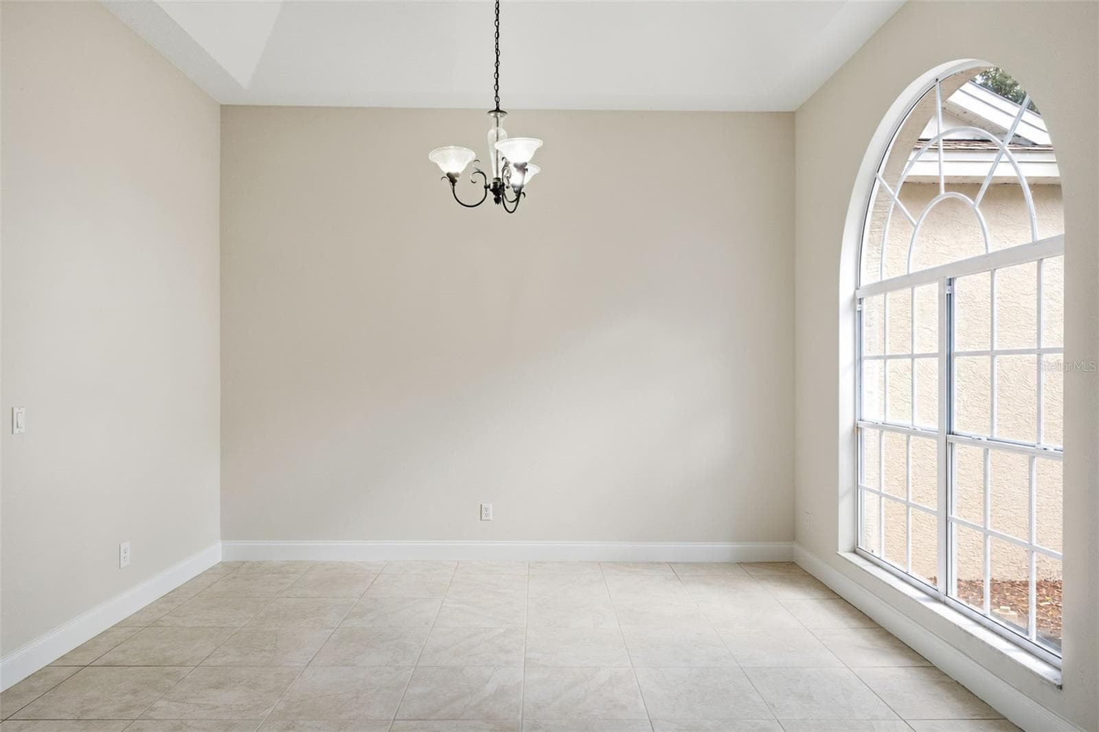Single Family Residence at 3703 HALF MOON DR, ORLANDO, photo 7 of 46