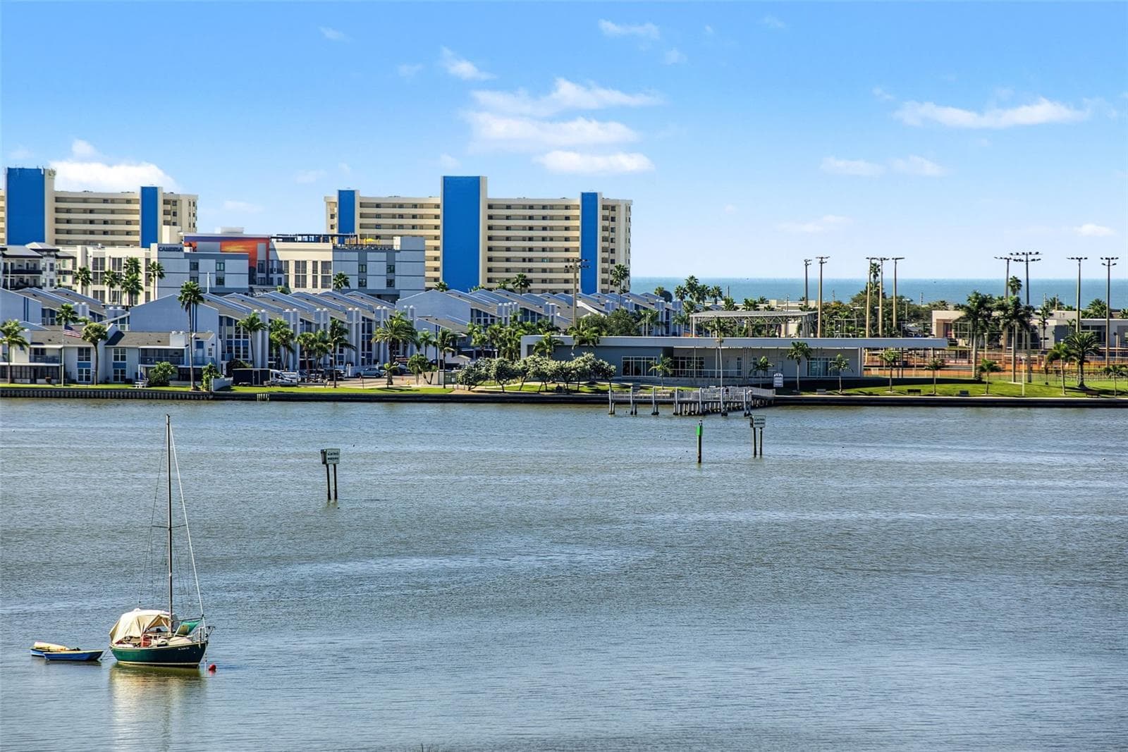 Condominium at 4575 COVE CIR #709, ST PETERSBURG, photo 13 of 54