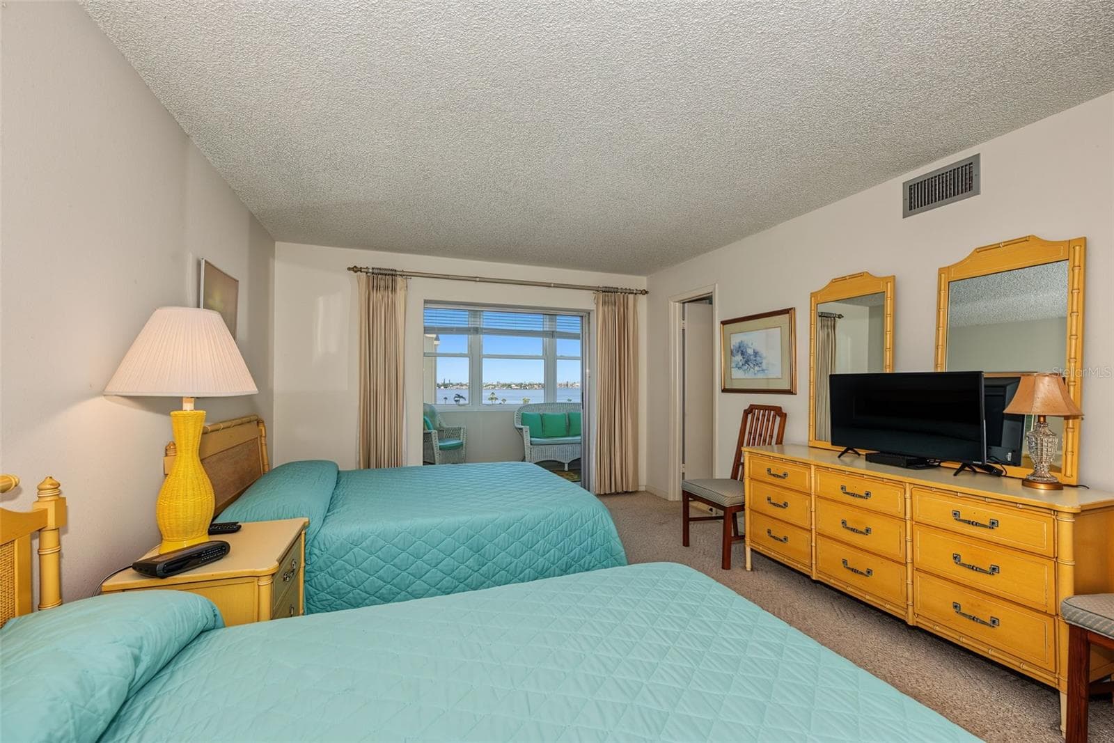 Condominium at 4575 COVE CIR #709, ST PETERSBURG, photo 21 of 54
