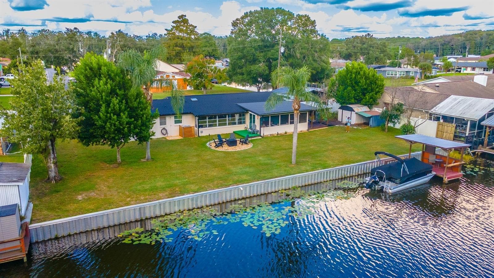 Single Family Residence at 13524 COUNTRY CLUB DR, TAVARES, photo 13 of 78