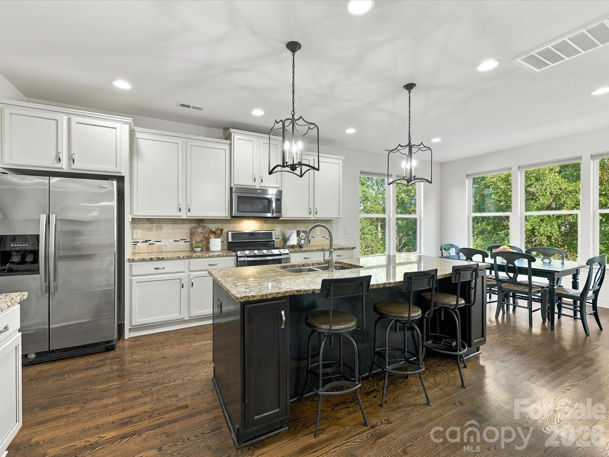 Single Family Residence at 522 Iron Horse Lane, Midland, photo 6 of 47
