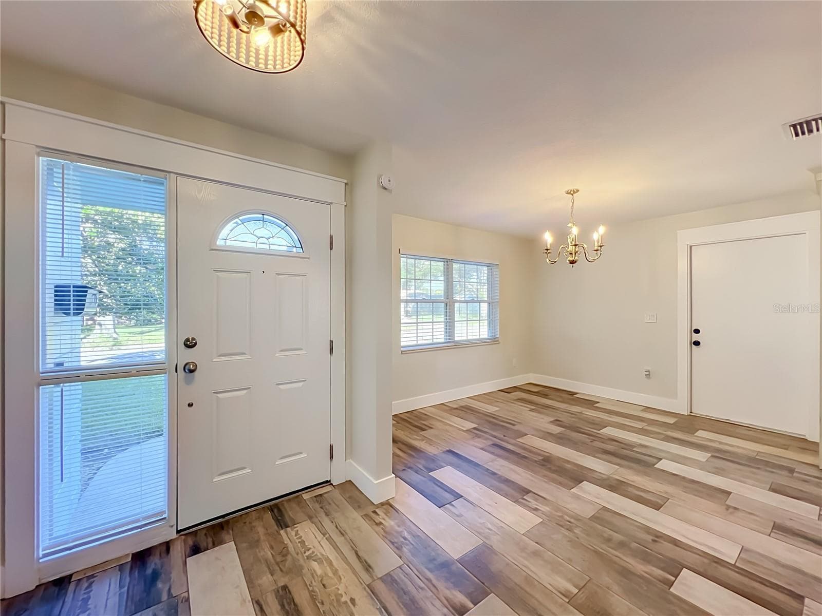 Freshly Painted Interior Walls/Ceilings 2026 - 346 ELKHORN CT, WINTER PARK