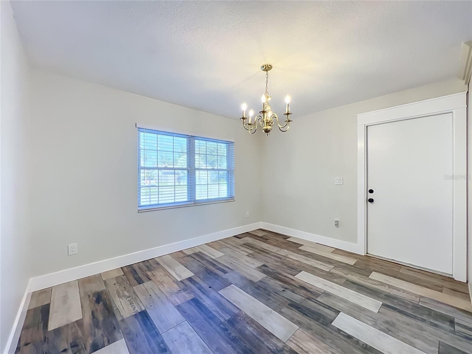 Dining with Door to Garage - 346 ELKHORN CT, WINTER PARK