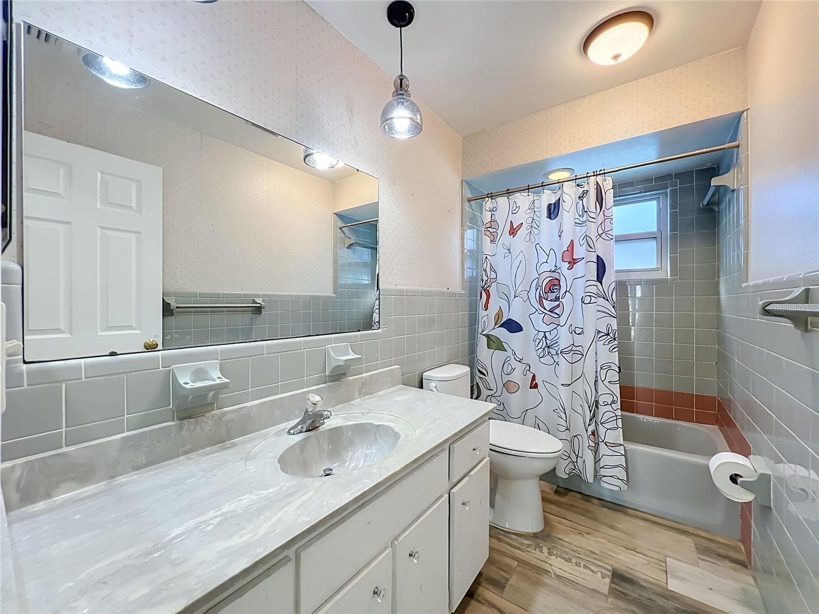 Guest Bathroom - 346 ELKHORN CT, WINTER PARK