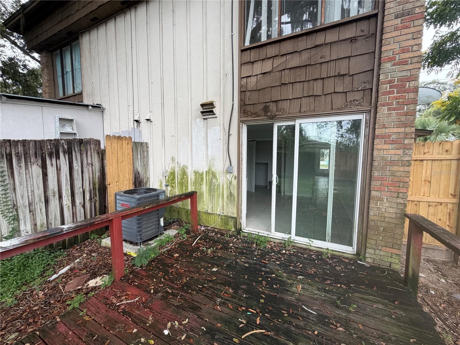 Duplex at 737 E CHURCH AVE, LONGWOOD, photo 9 of 21