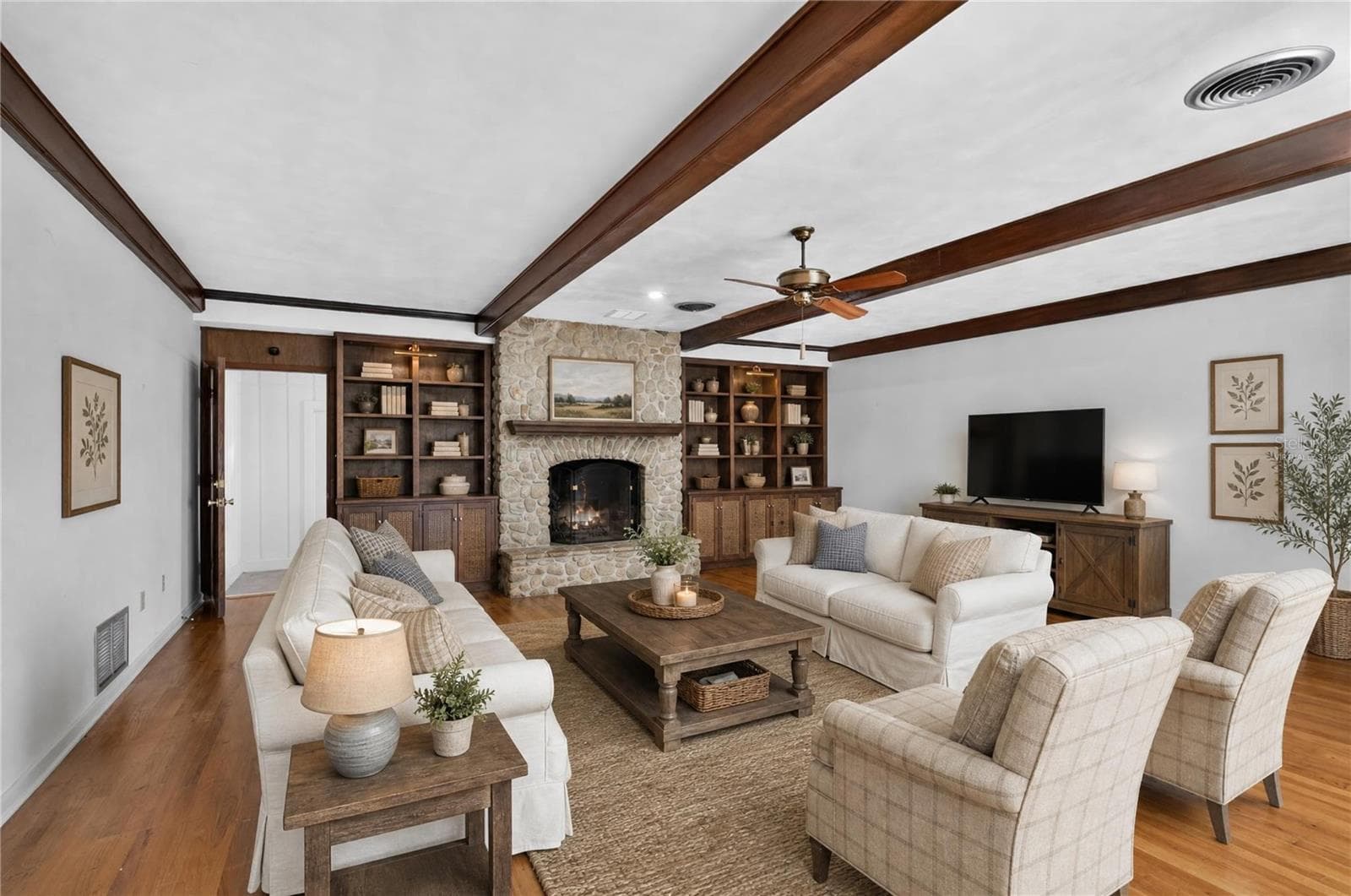 one or more photos virtually staged - 2000 FAIRWAY DR, EUSTIS