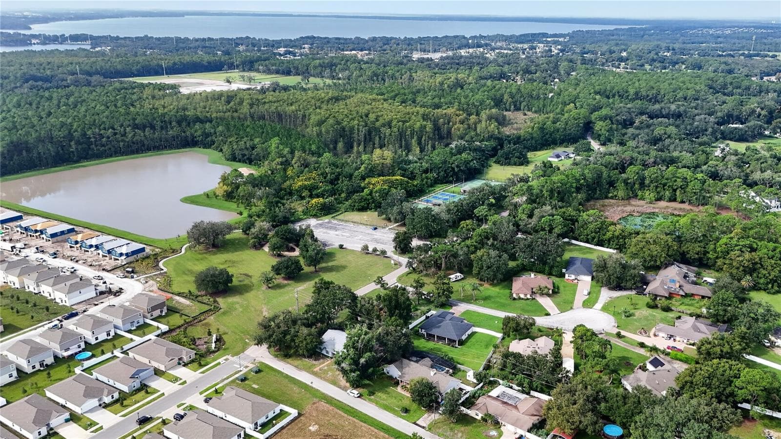 Single Family Residence at 2000 FAIRWAY DR, EUSTIS, photo 35 of 40