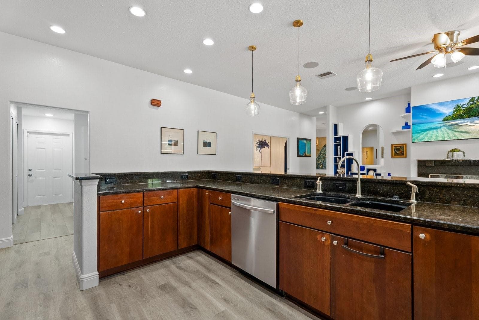 Single Family Residence at 7303 WEEPING WILLOW DR, SARASOTA, photo 23 of 54
