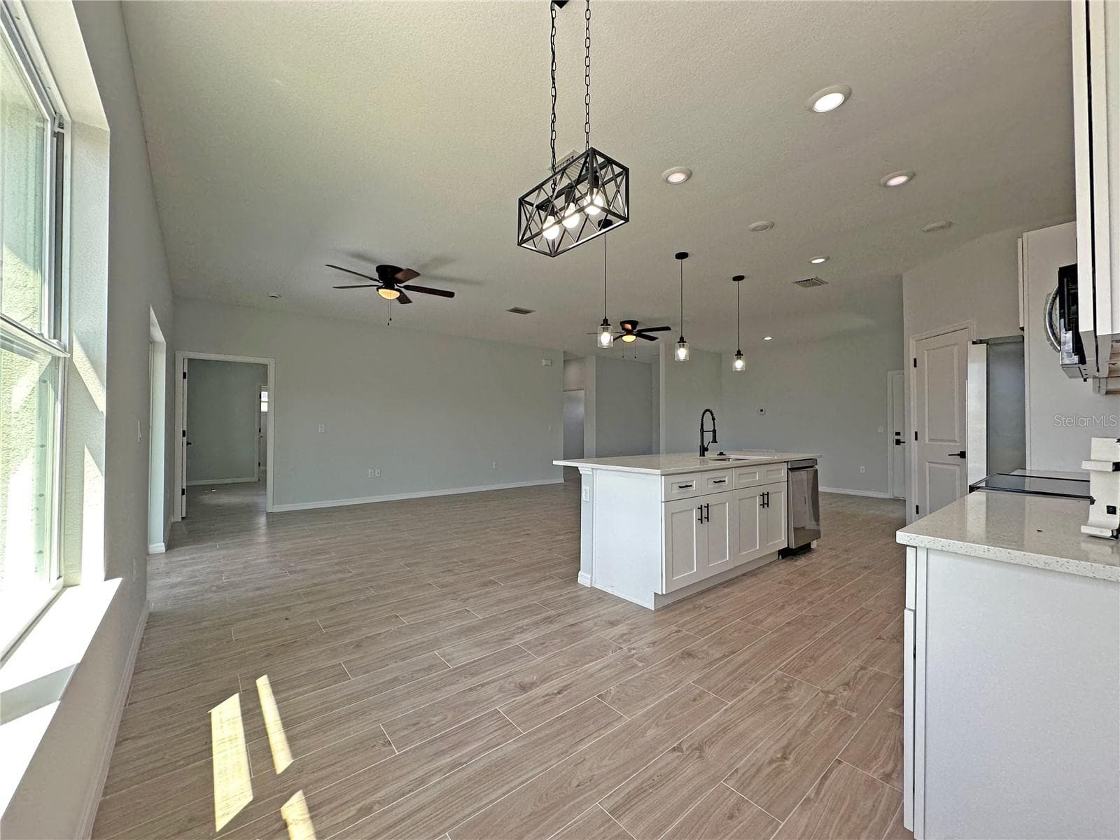 Single Family Residence at 13565 JERONIMO LN, PORT CHARLOTTE, photo 5 of 13