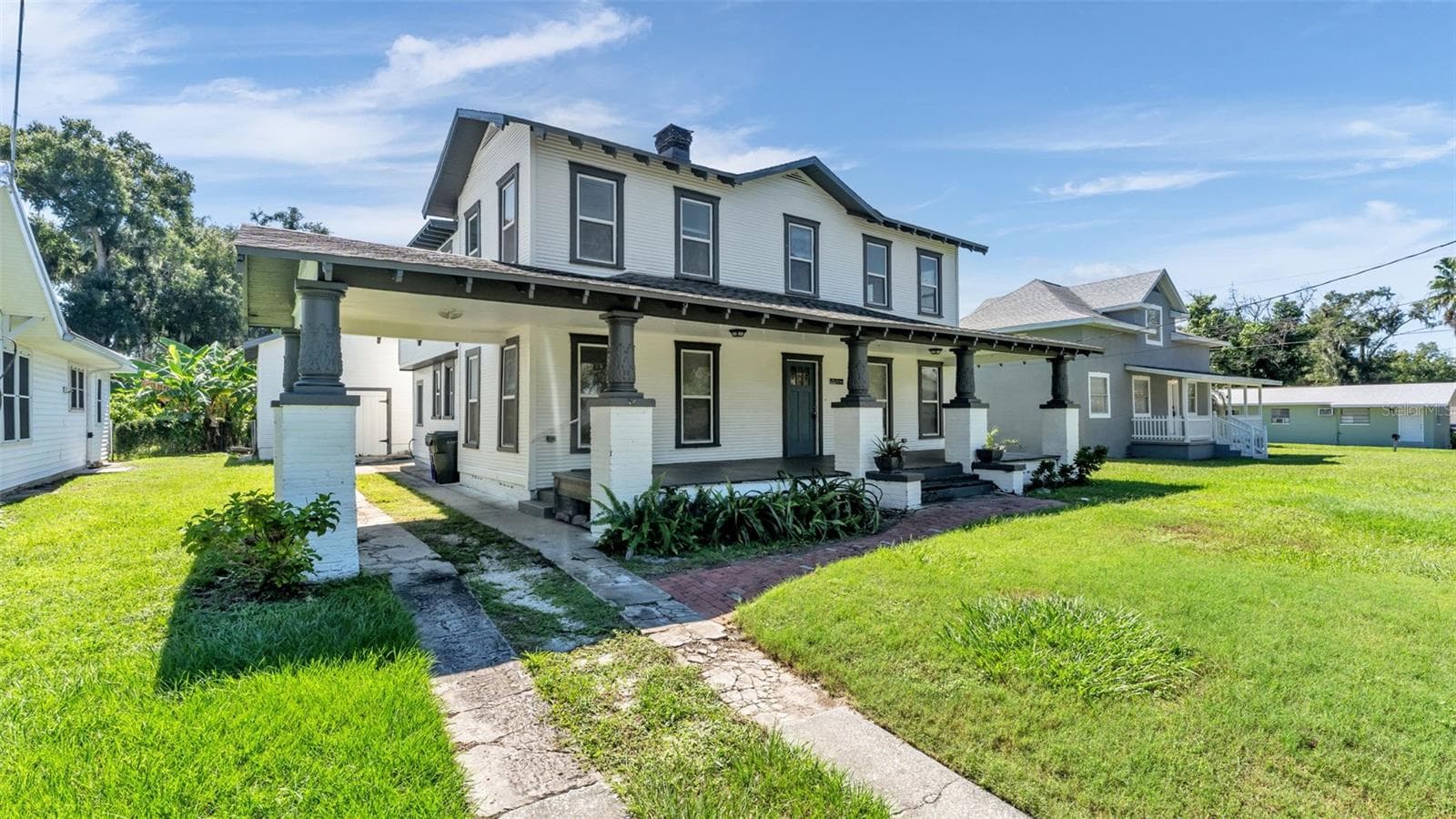 Single Family Residence at 1044 W LIME ST, LAKELAND, photo 4 of 55