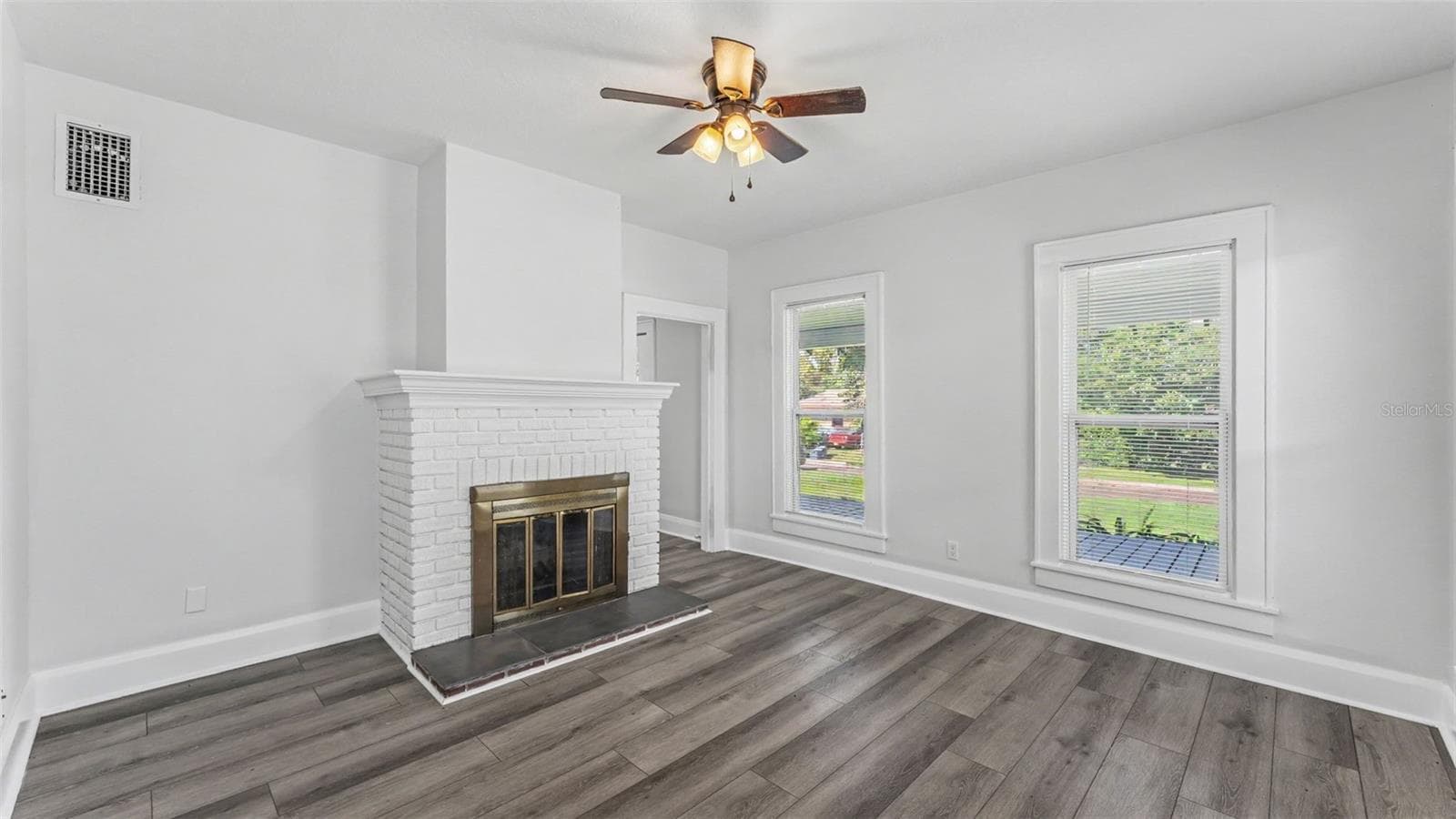 Single Family Residence at 1044 W LIME ST, LAKELAND, photo 19 of 55