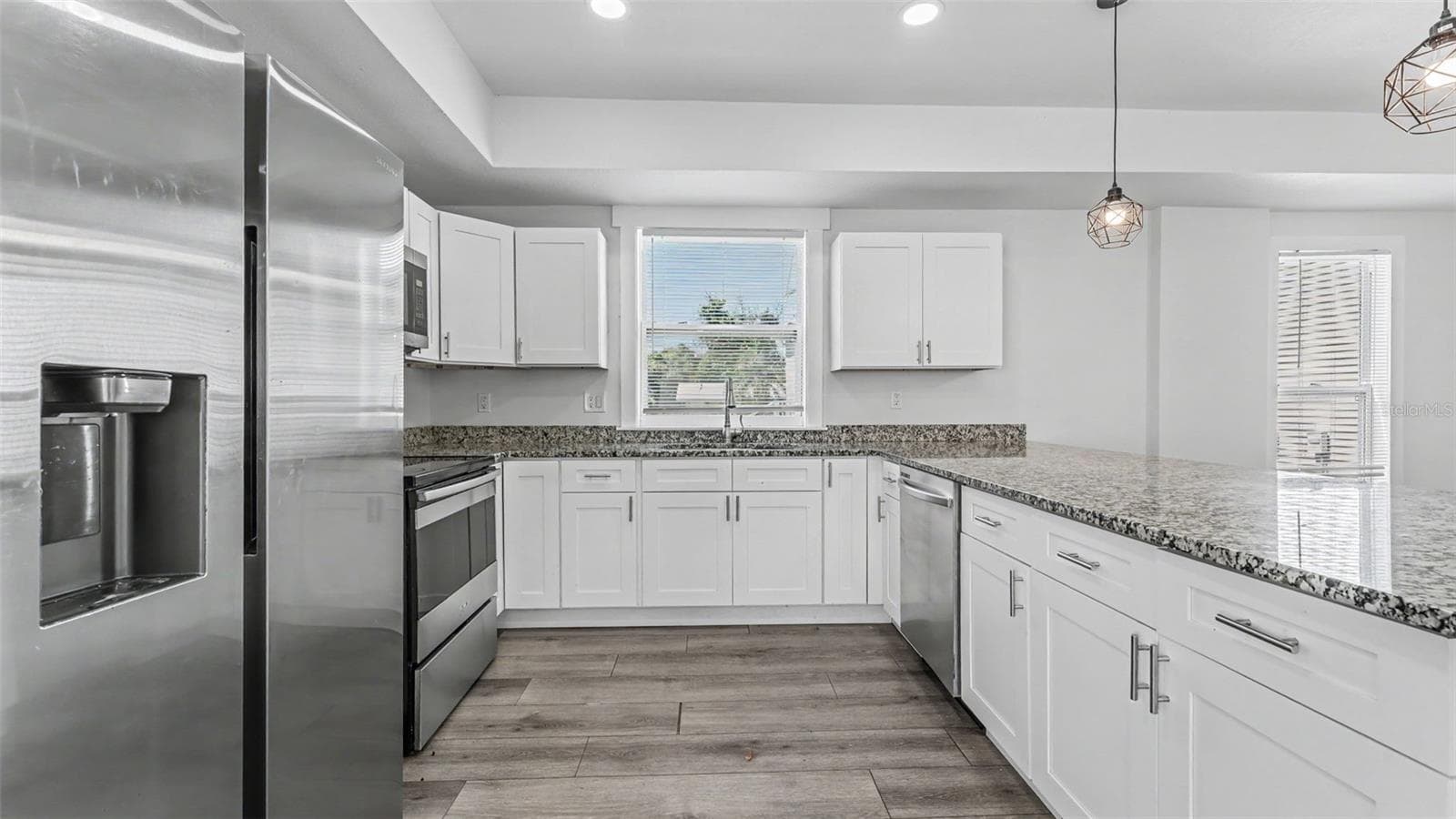 Single Family Residence at 1044 W LIME ST, LAKELAND, photo 31 of 55