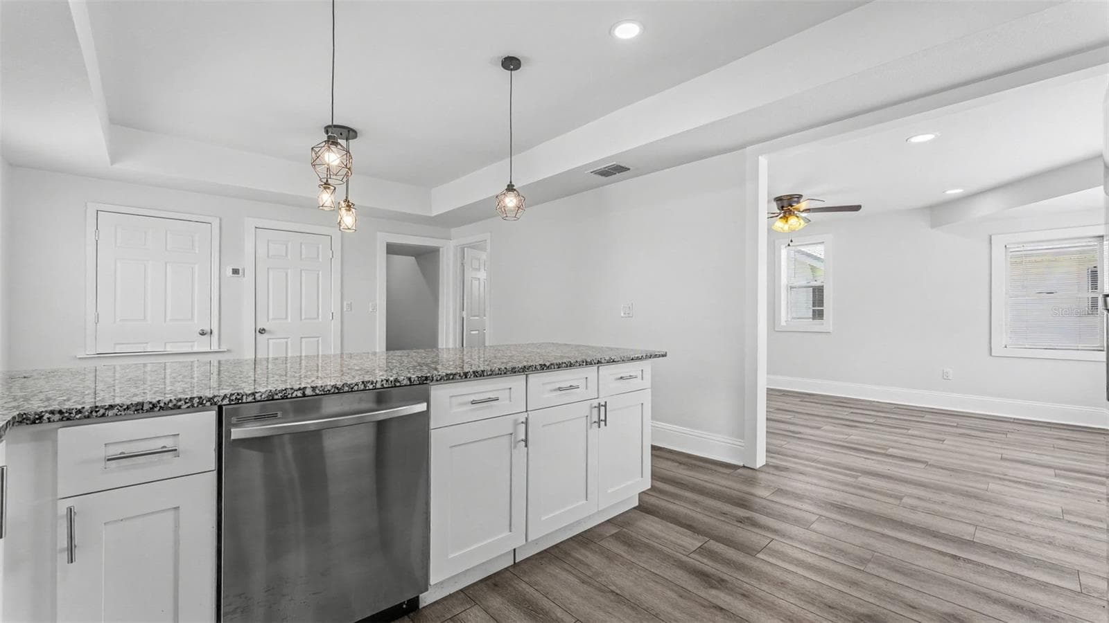 Single Family Residence at 1044 W LIME ST, LAKELAND, photo 32 of 55