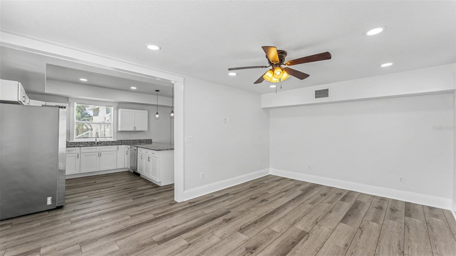 Single Family Residence at 1044 W LIME ST, LAKELAND, photo 36 of 55