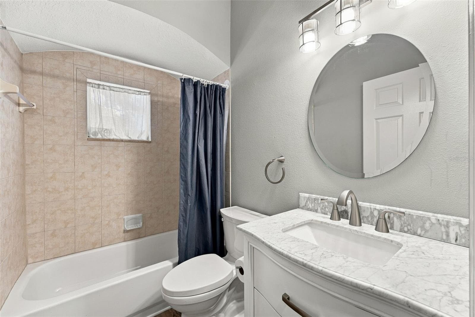 Bathroom 3 First Floor - 2202 ELIZABETH AVE #B, ORLANDO