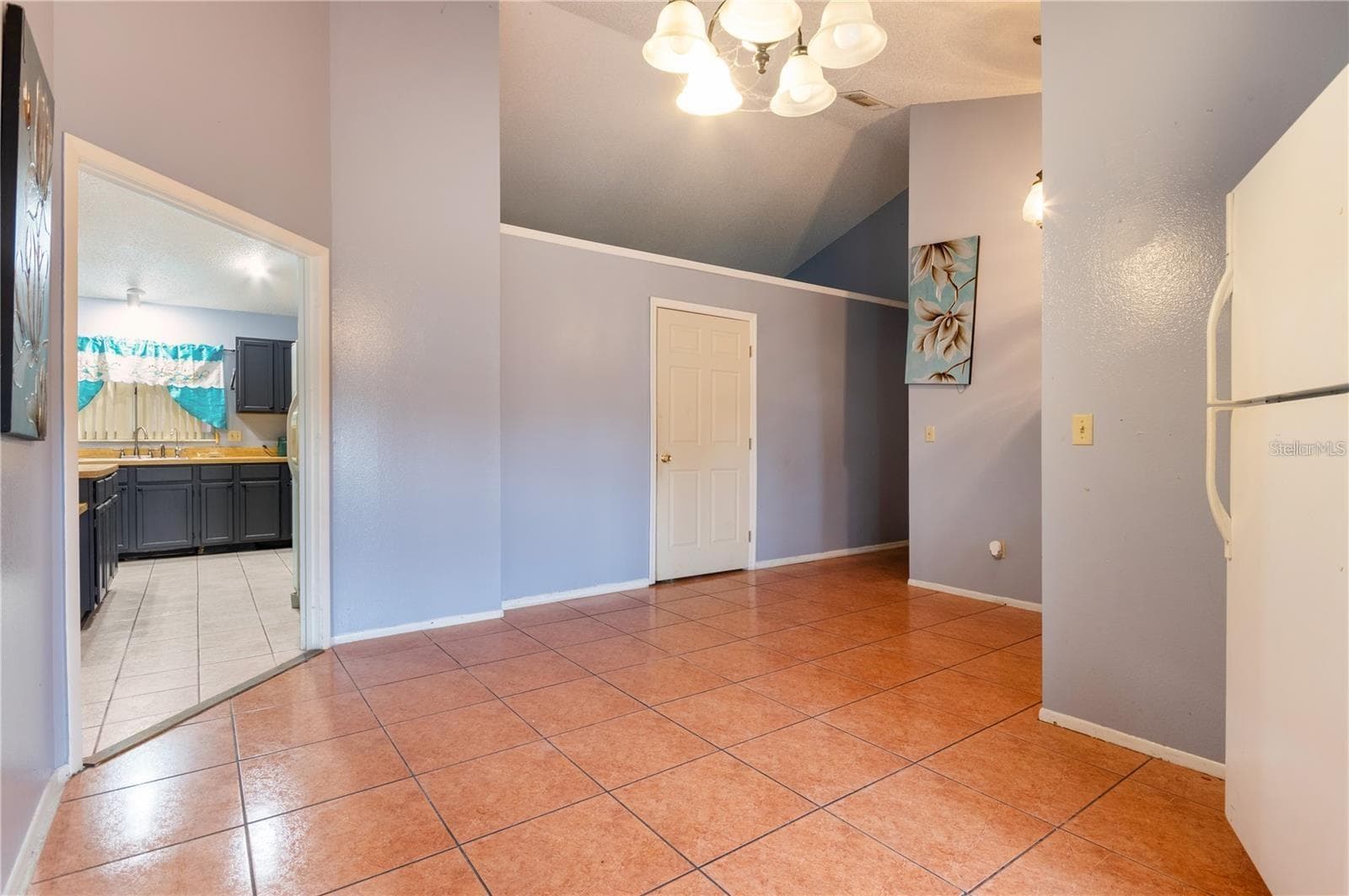 Single Family Residence at 2802 DANFORTH DR, ORLANDO, photo 8 of 11