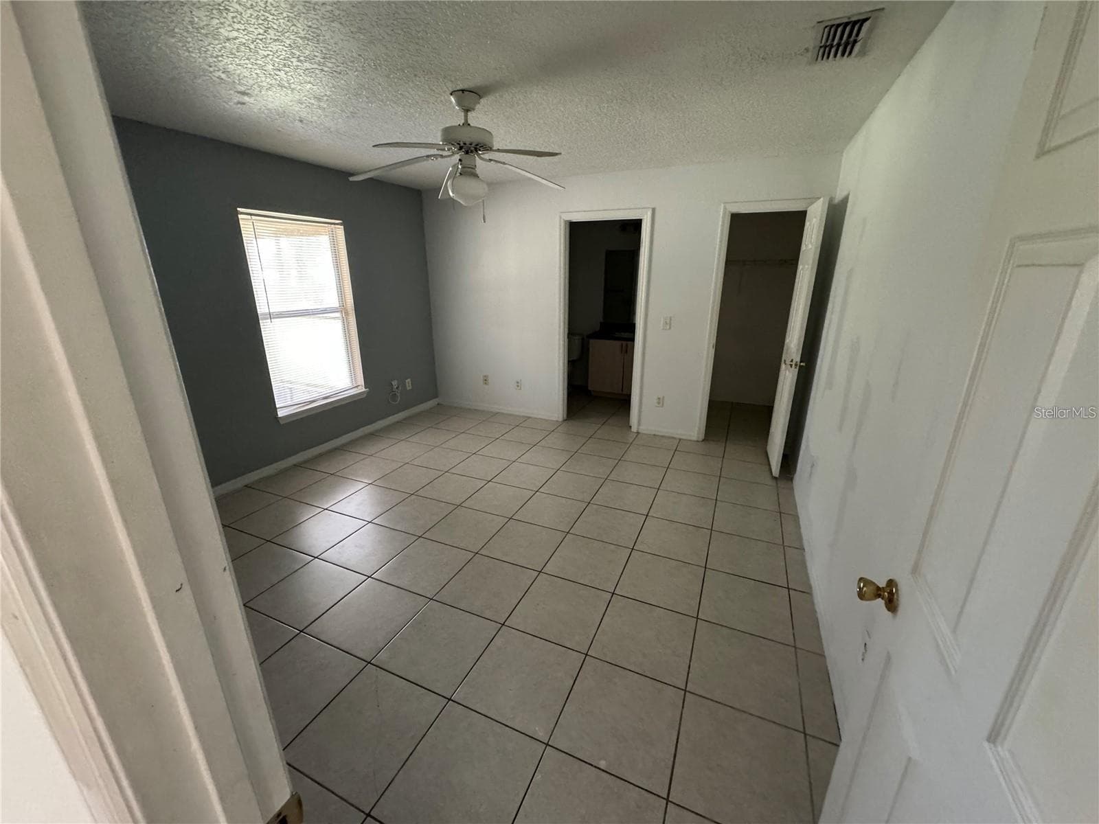 Single Family Residence at 821 SAVONA PL, KISSIMMEE, photo 6 of 7