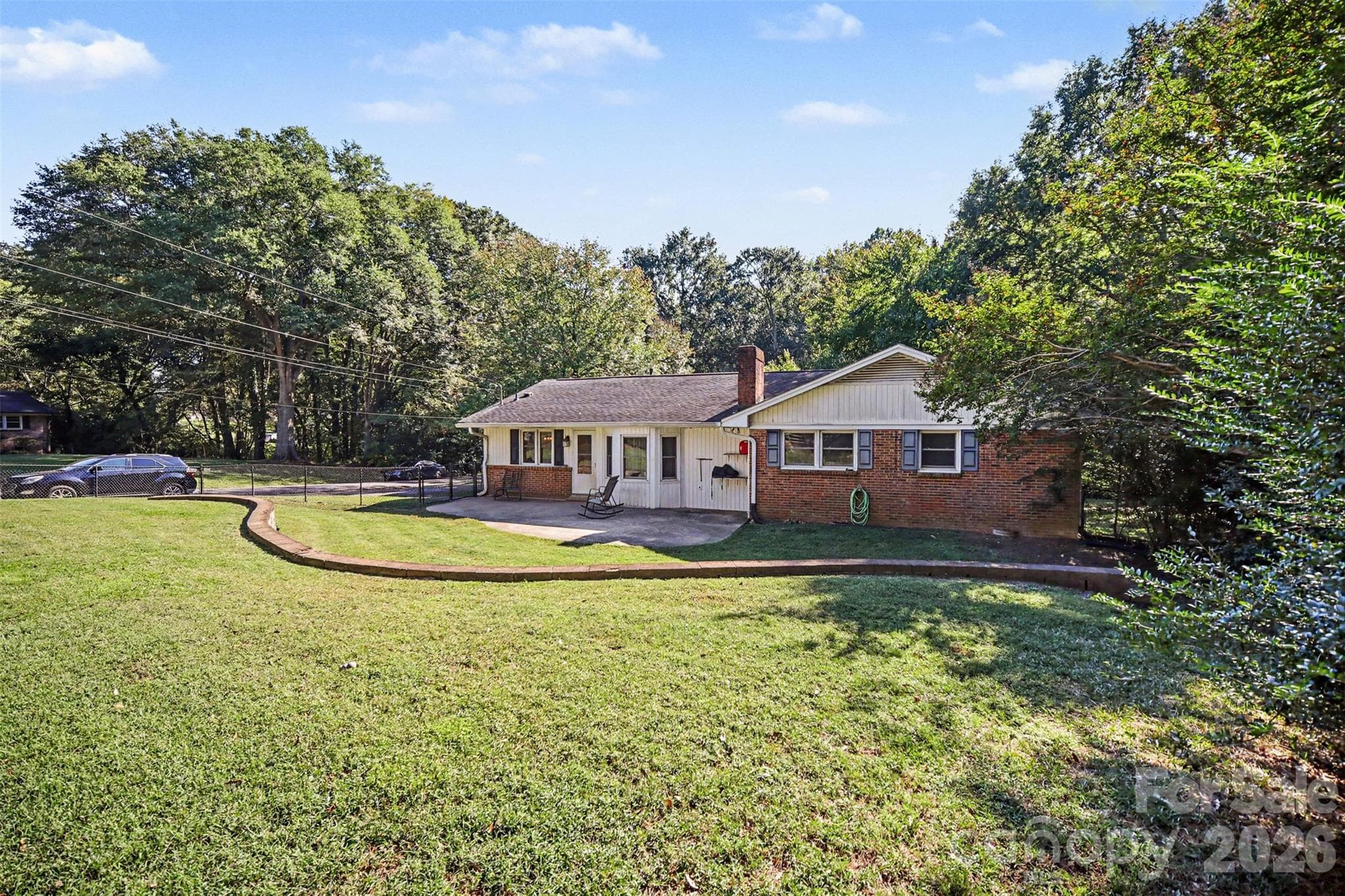 402 Sunset Circle