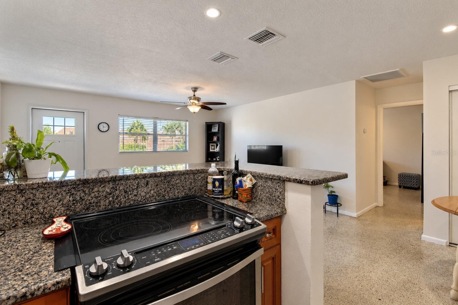 Condominium at 492 B ST, CASSELBERRY, photo 6 of 27