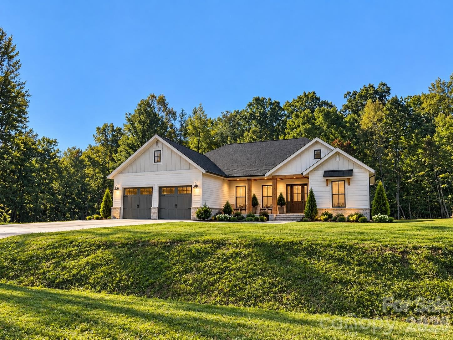 Single Family Residence at 2210 Steeple Chase Court, Morganton, photo 2 of 6
