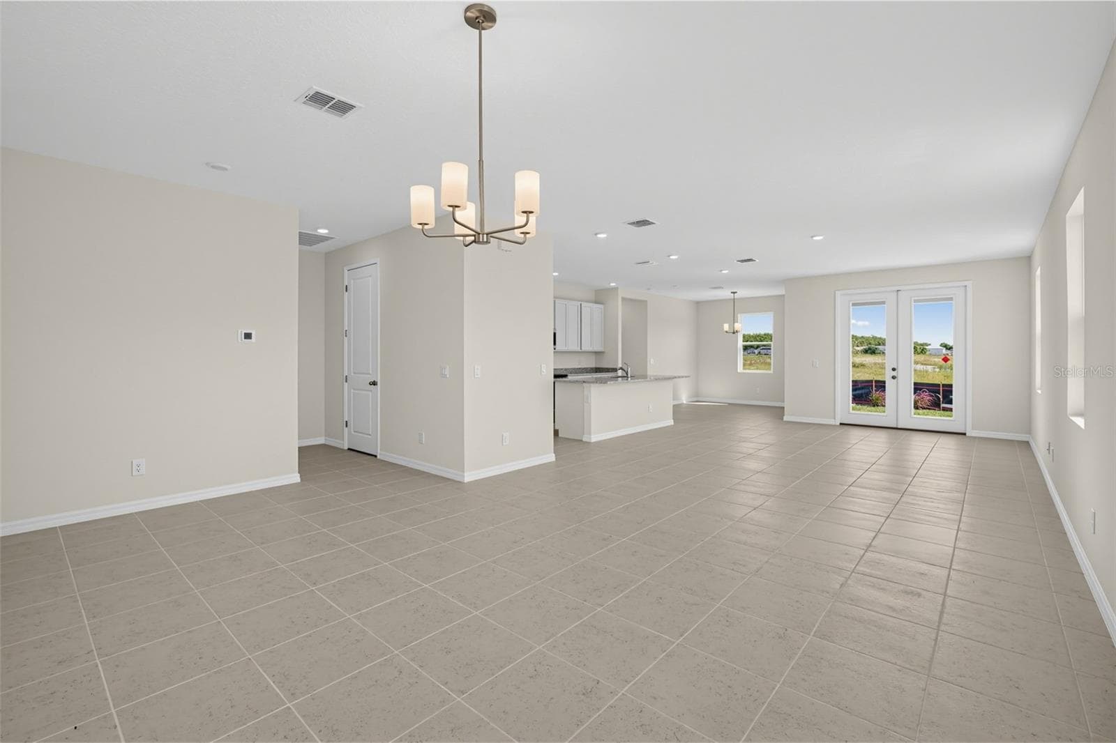 Single Family Residence at 2677 BROADWING ST, KISSIMMEE, photo 4 of 27