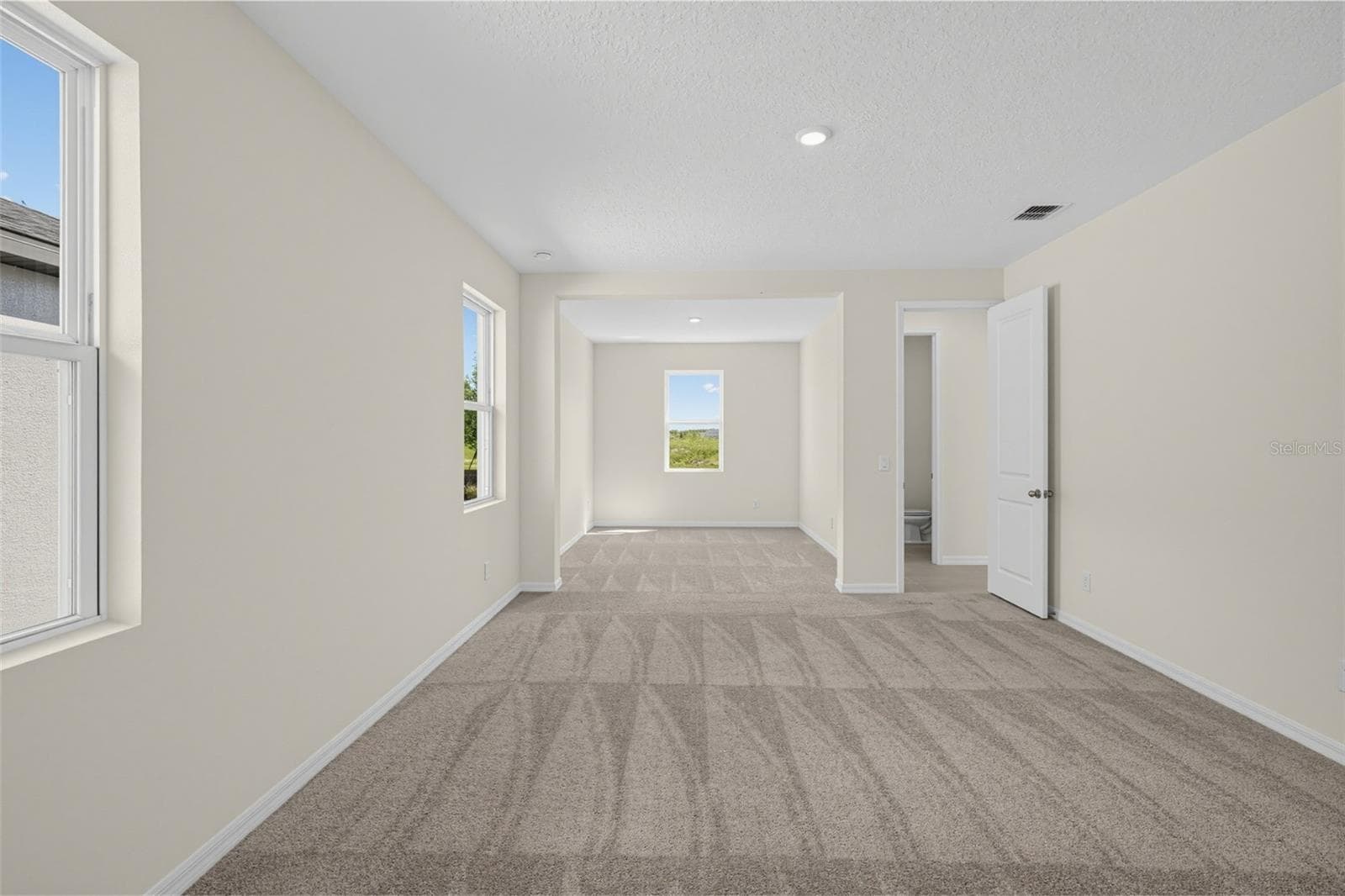 Single Family Residence at 2677 BROADWING ST, KISSIMMEE, photo 13 of 27