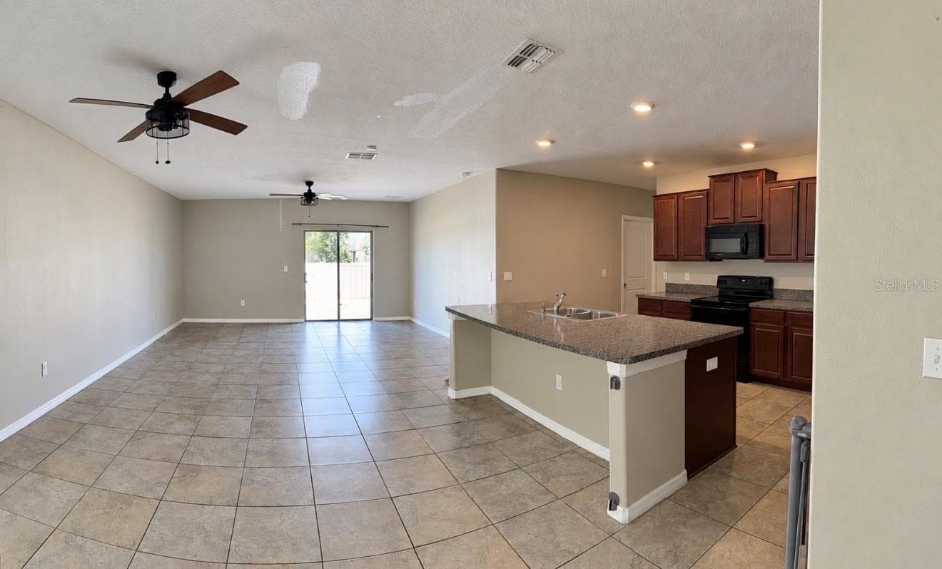 Single Family Residence at 10213 BOGGY MOSS DR, RIVERVIEW, photo 12 of 35