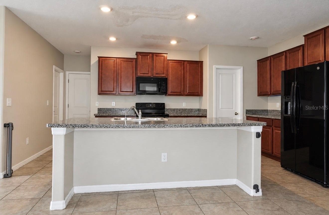 Single Family Residence at 10213 BOGGY MOSS DR, RIVERVIEW, photo 14 of 35