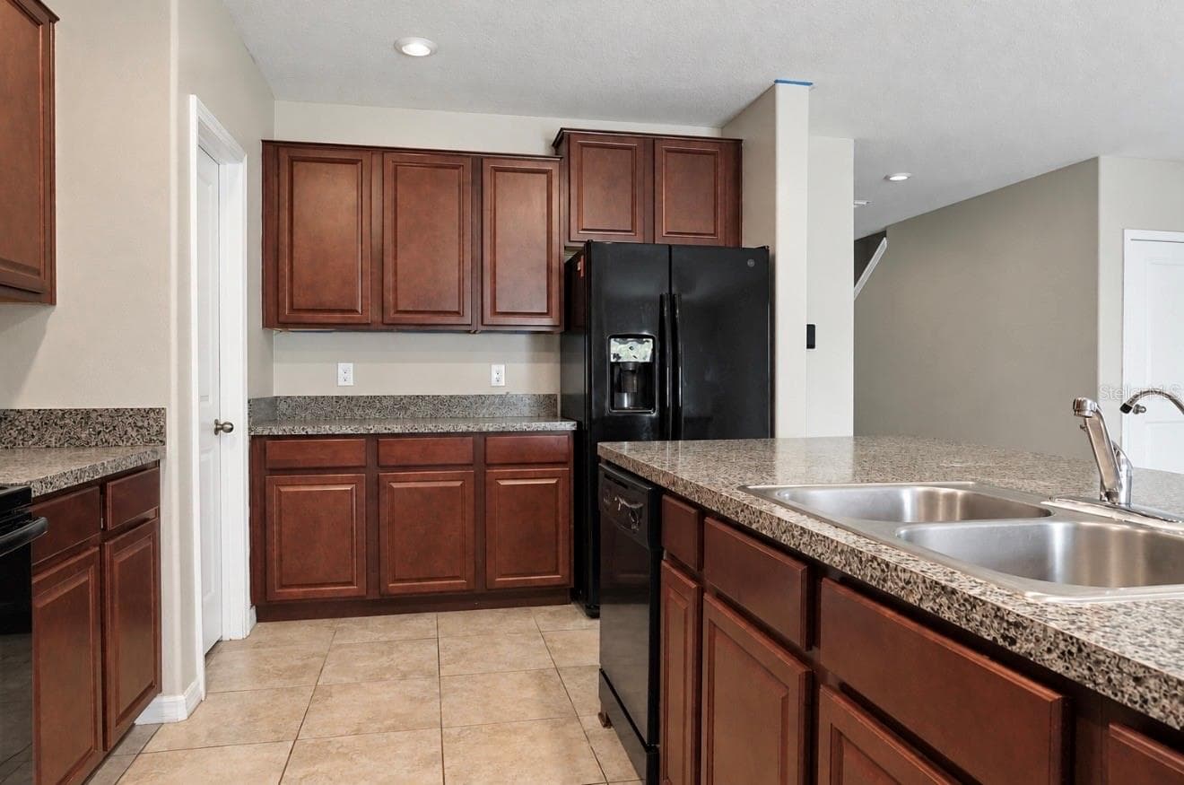 Single Family Residence at 10213 BOGGY MOSS DR, RIVERVIEW, photo 15 of 35
