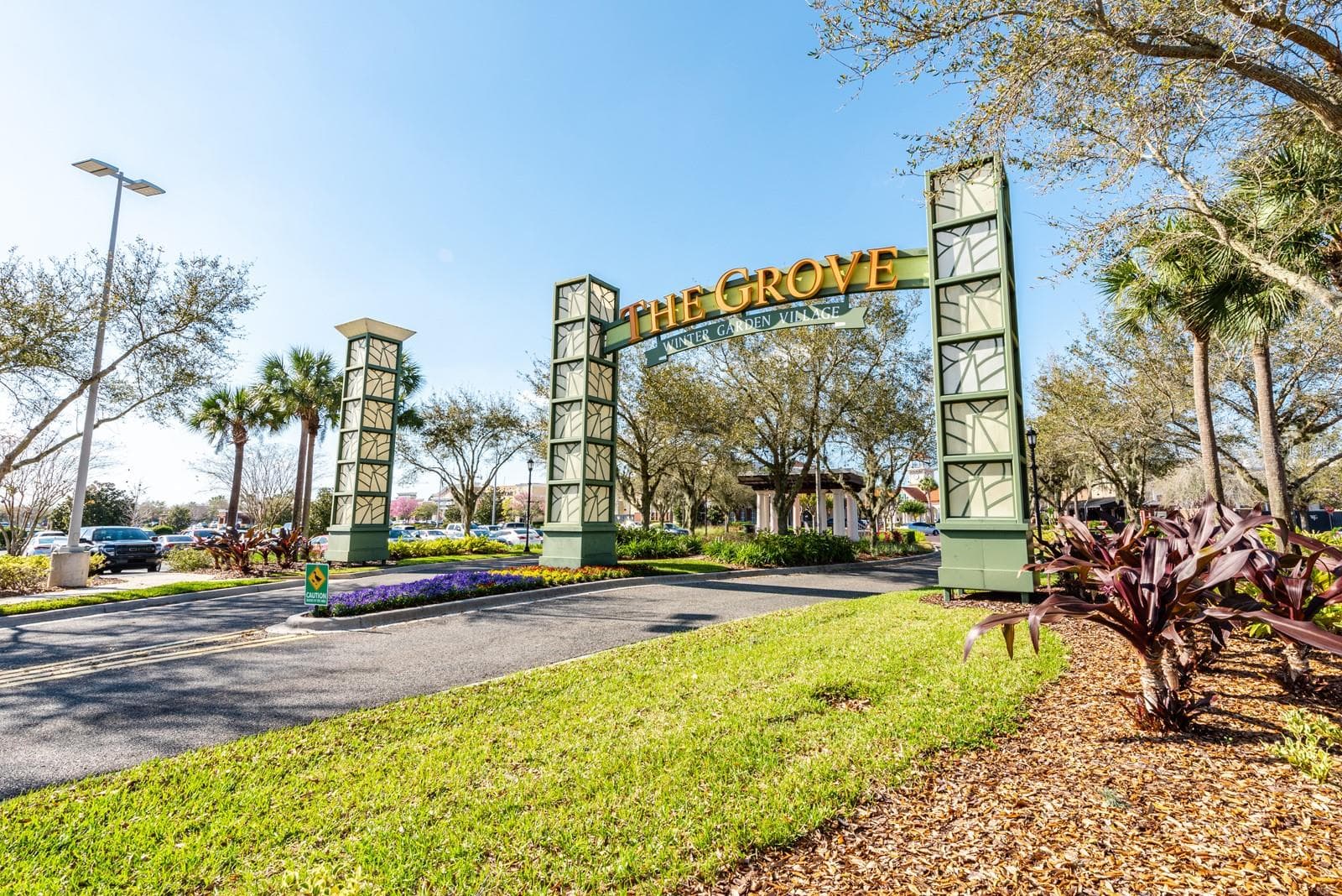 Enjoy a GREAT LOCATION, just 2 miles from Winter Garden Village. - 1444 KENNY CT, WINTER GARDEN