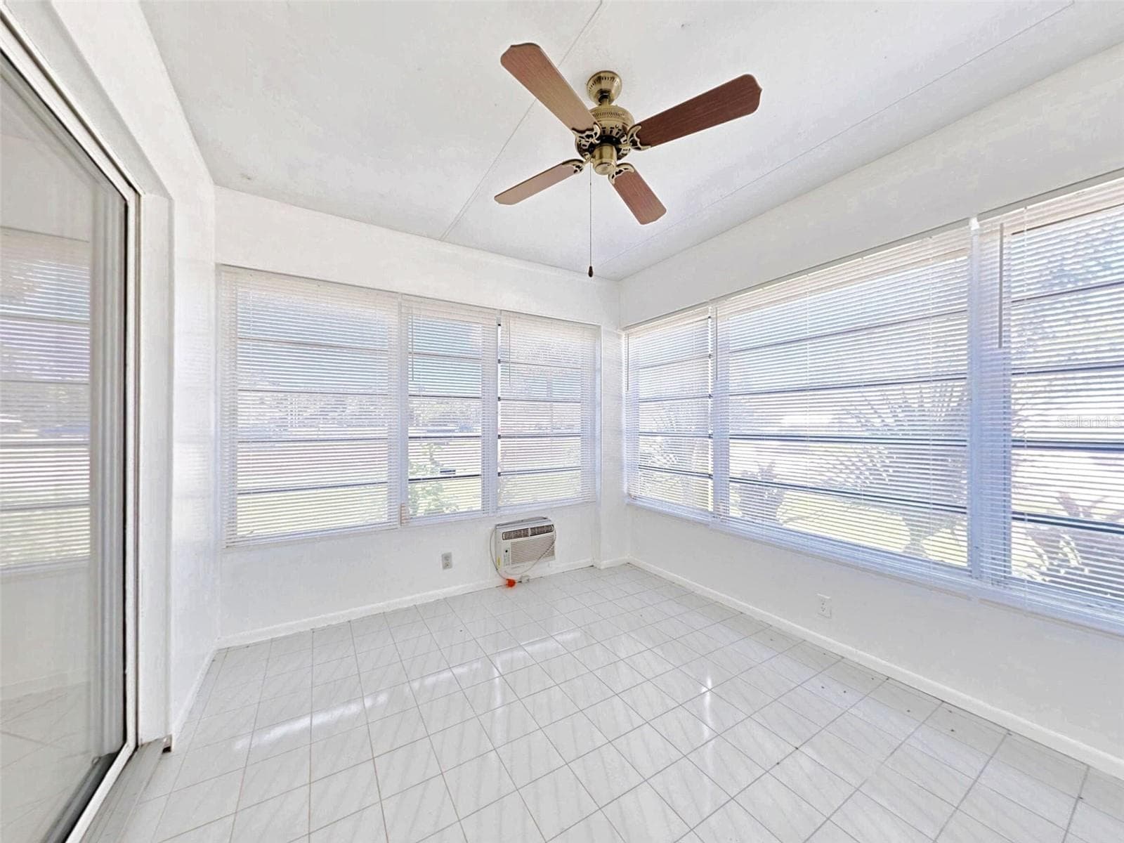 Condominium at 1485 HIGH POINT BLVD #141D, ORLANDO, photo 11 of 50
