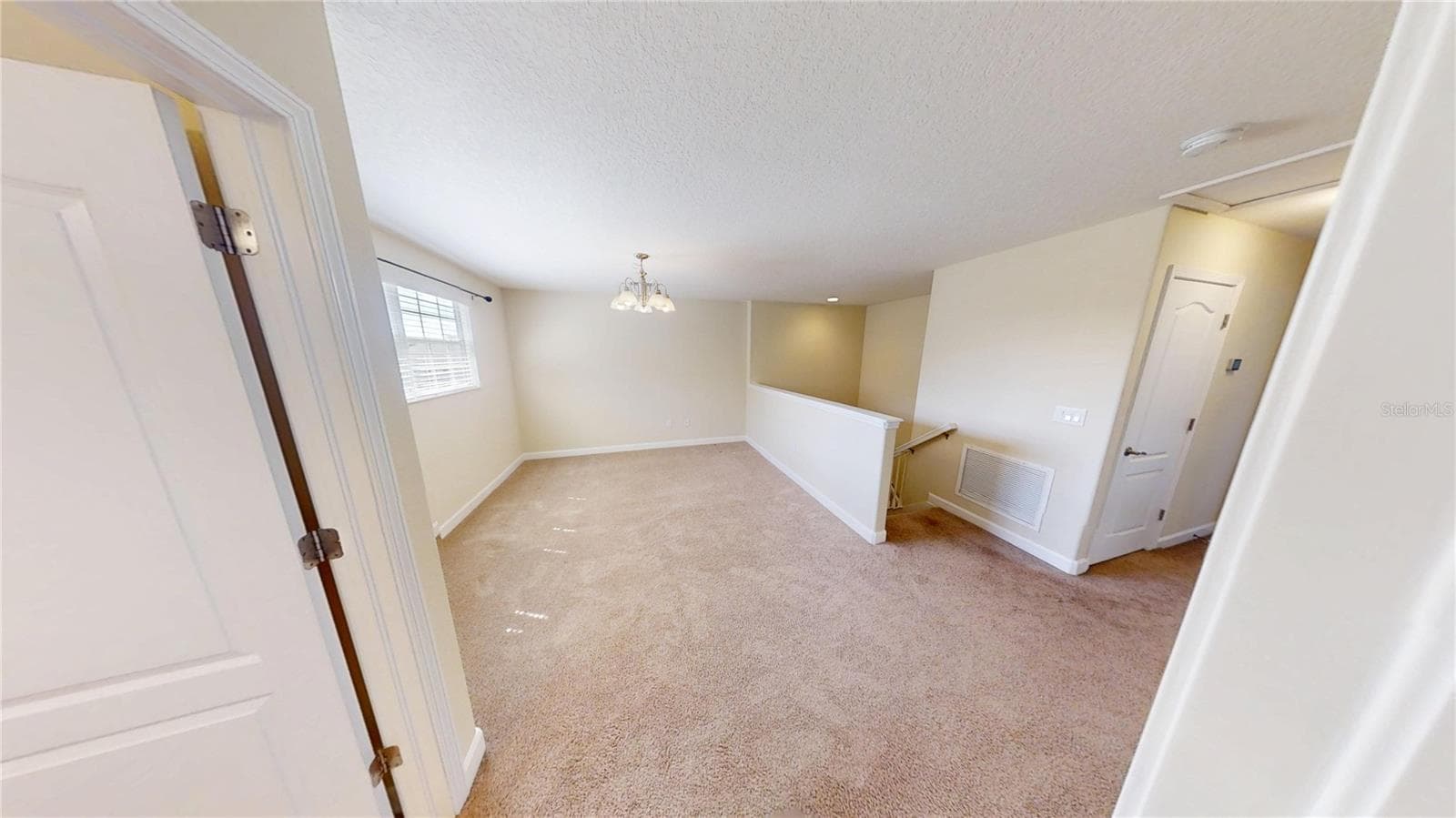 Single Family Residence at 15725 SIGNATURE DR, WINTER GARDEN, photo 12 of 63