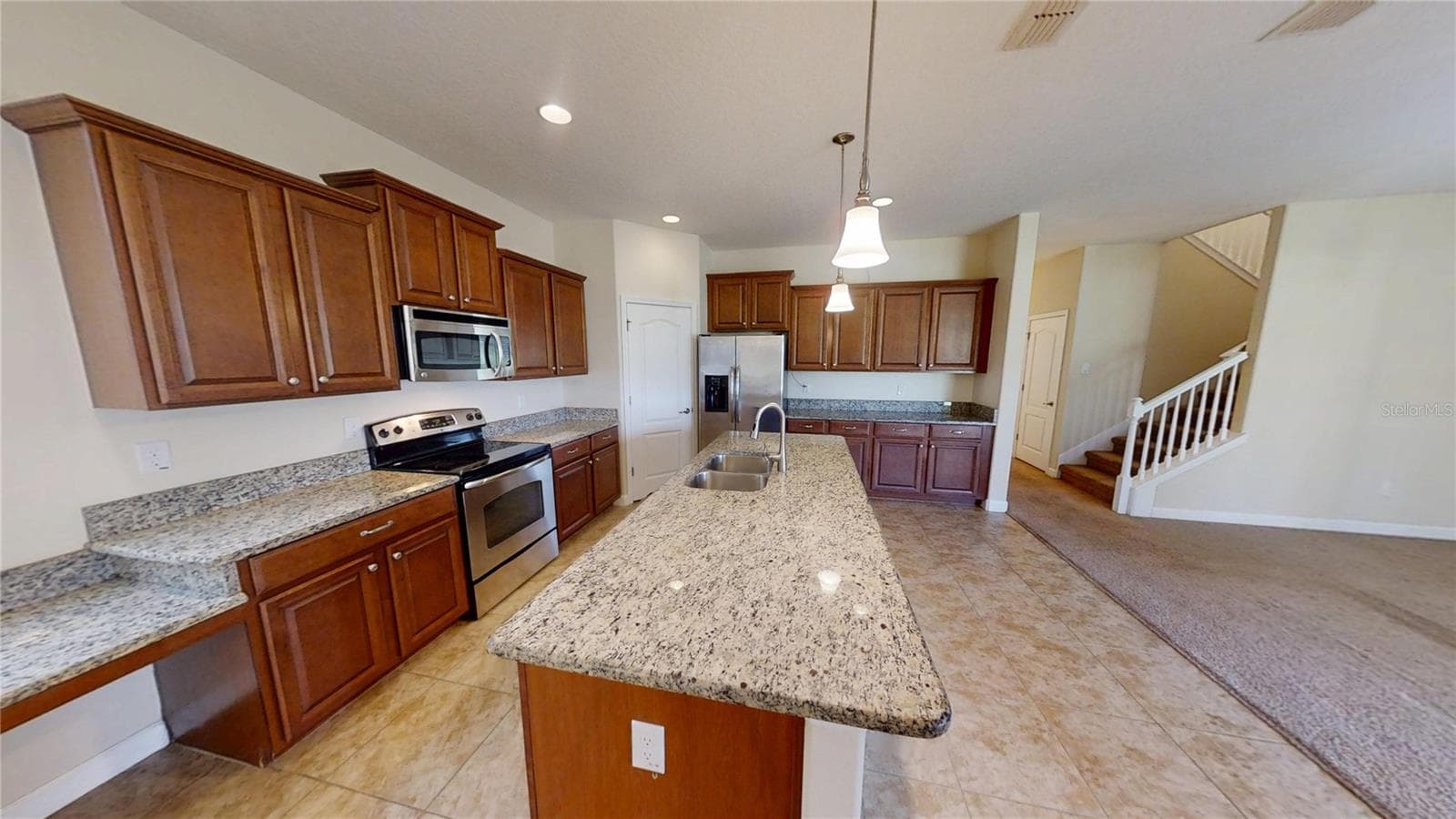 Single Family Residence at 15725 SIGNATURE DR, WINTER GARDEN, photo 16 of 63