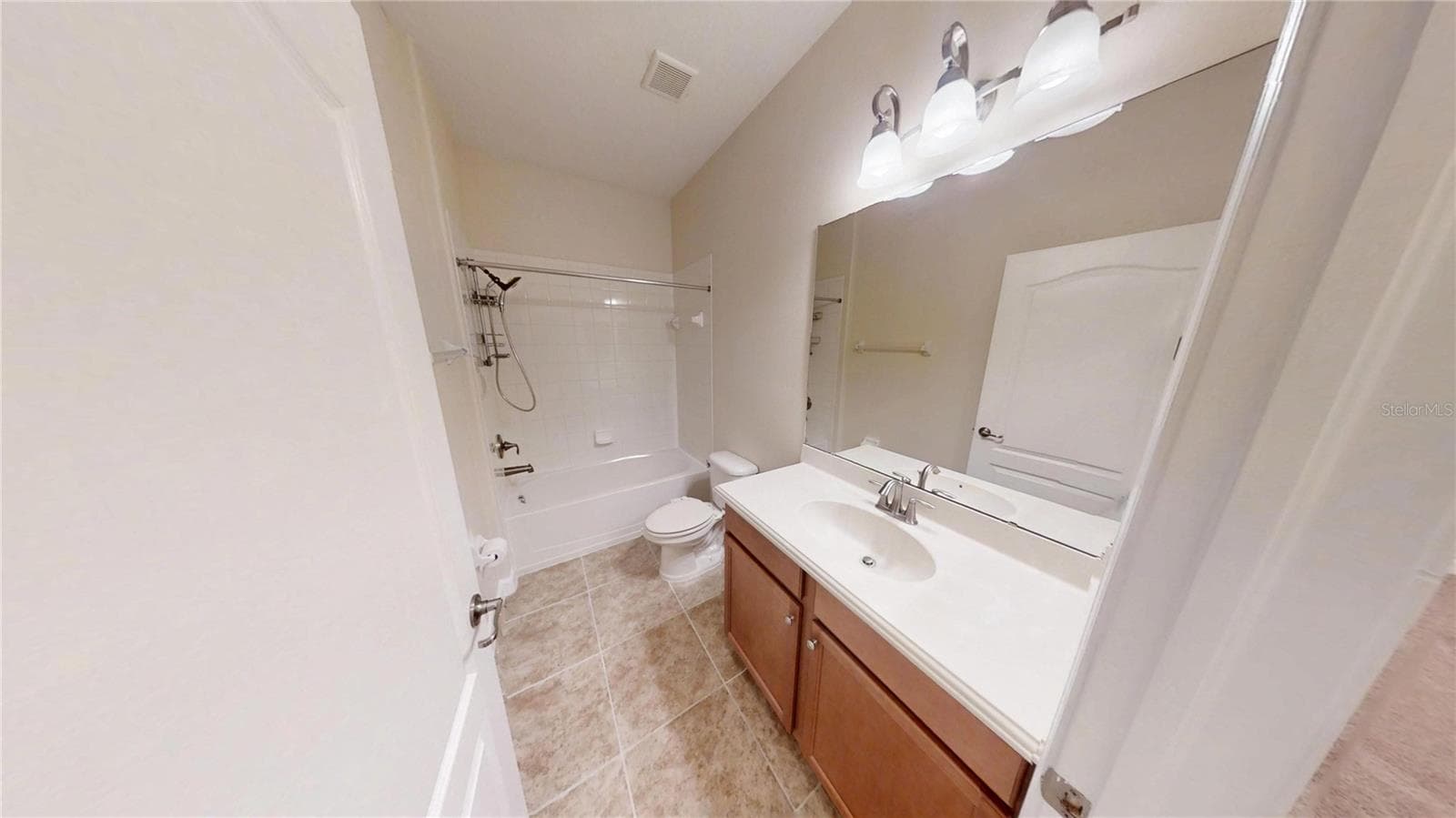 Single Family Residence at 15725 SIGNATURE DR, WINTER GARDEN, photo 19 of 63