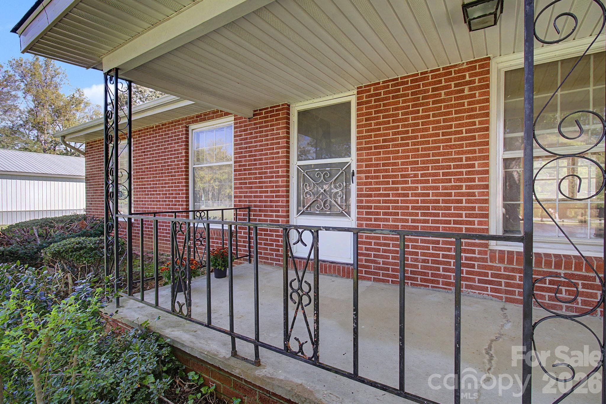 Single Family Residence at 188 Pinner Road, Arden, photo 4 of 42