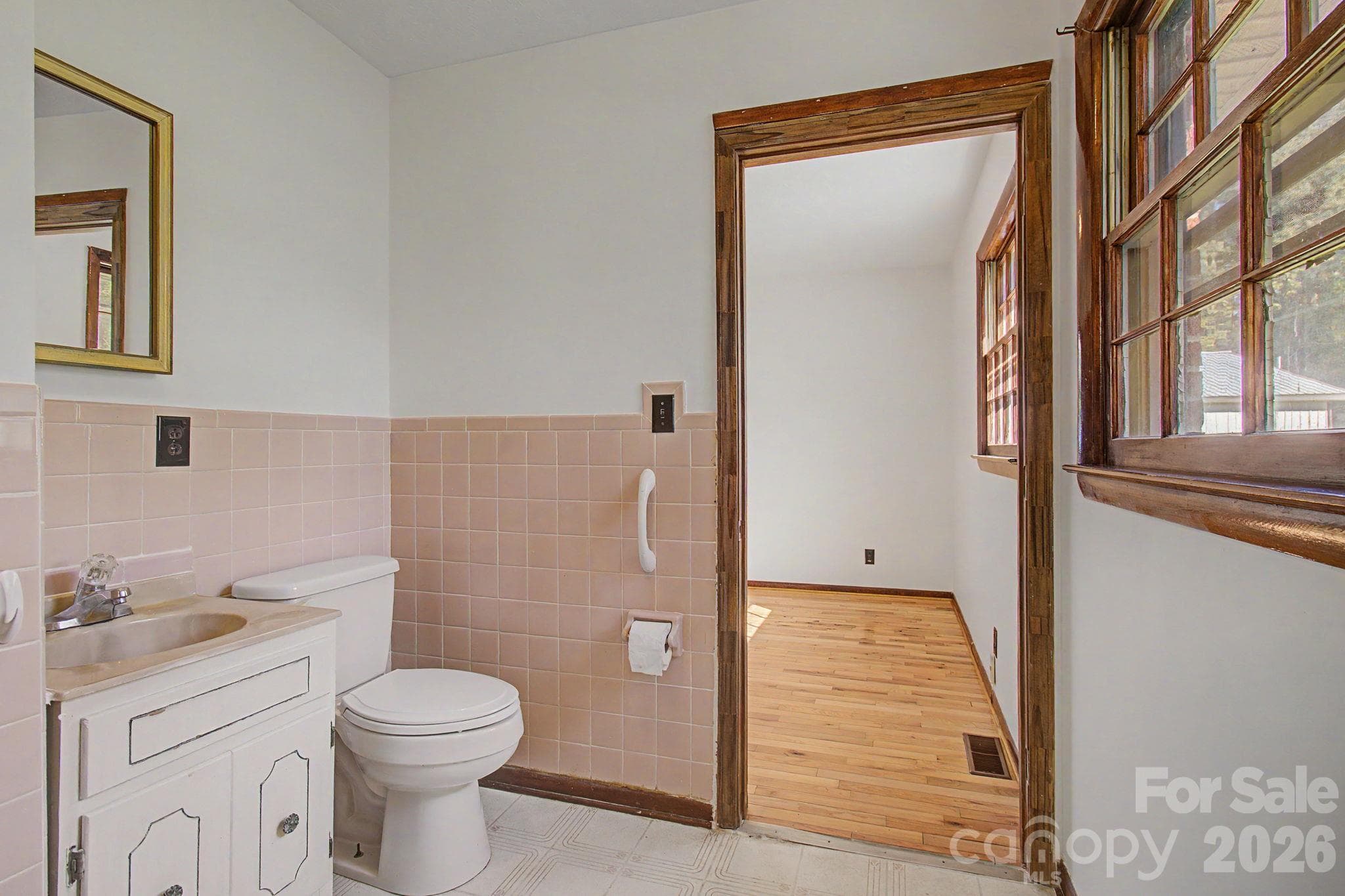 Primary half bath - 188 Pinner Road, Arden